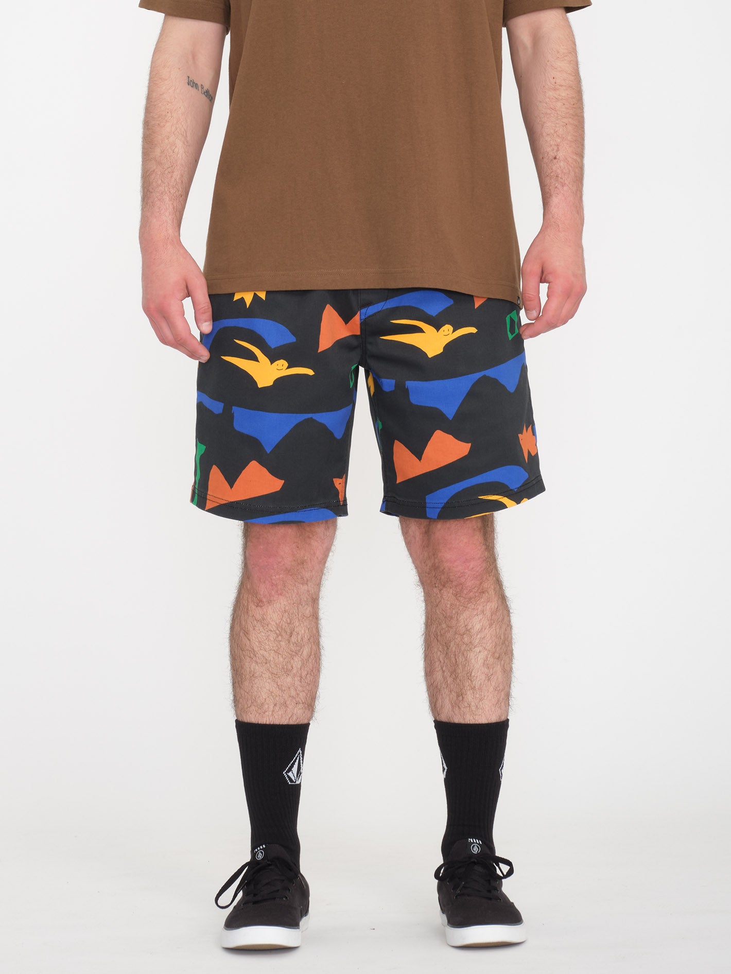 Featured Artist Arthur Longo Elastic Waist Short 18"