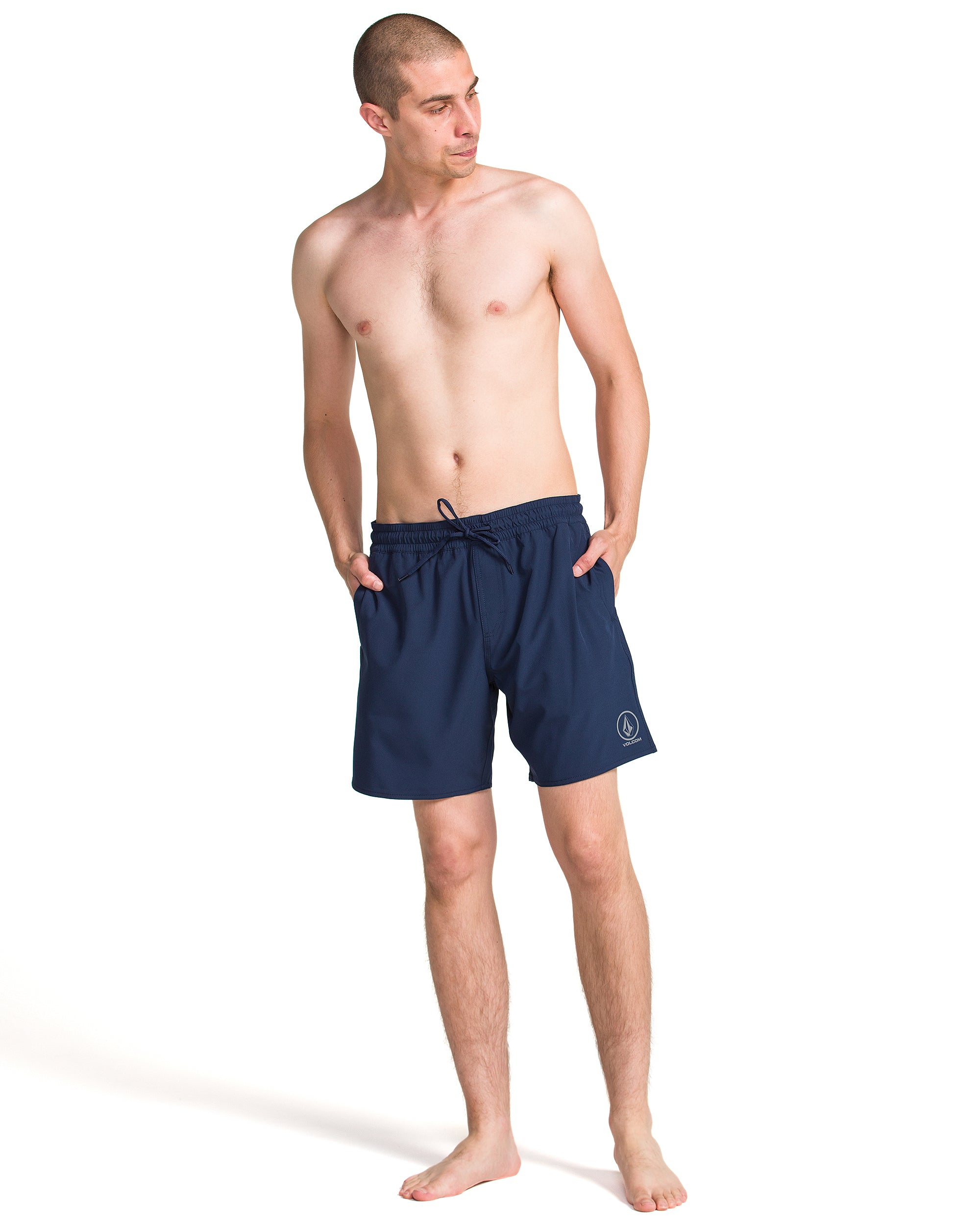 Manic Solid Trunk 17"