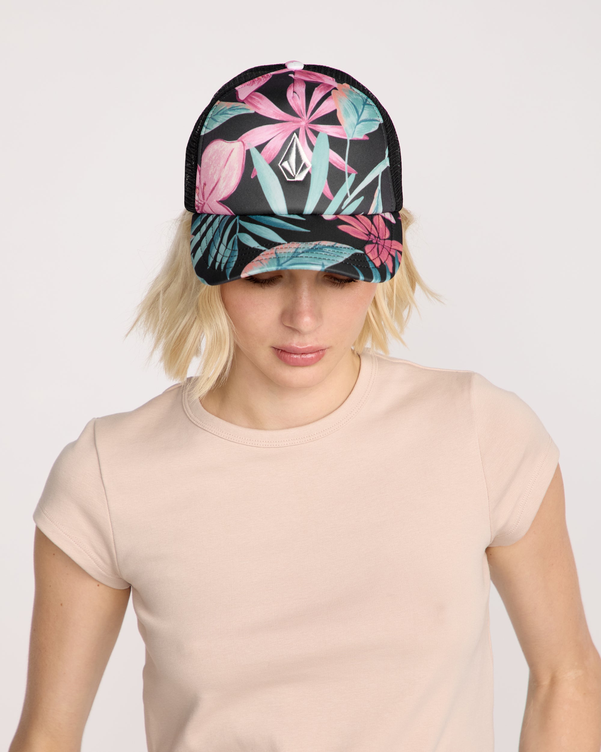 Into Paradise Hat