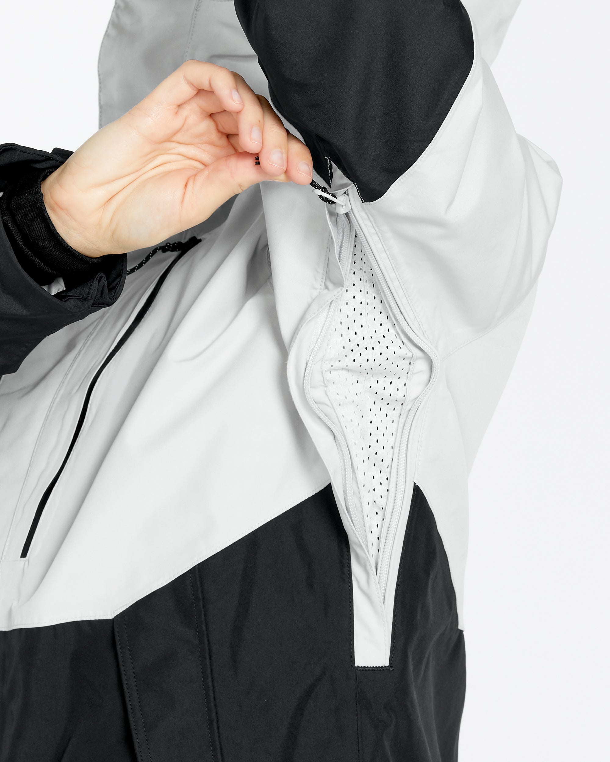 Womens V.Co Aris Insulated Gore Jacket