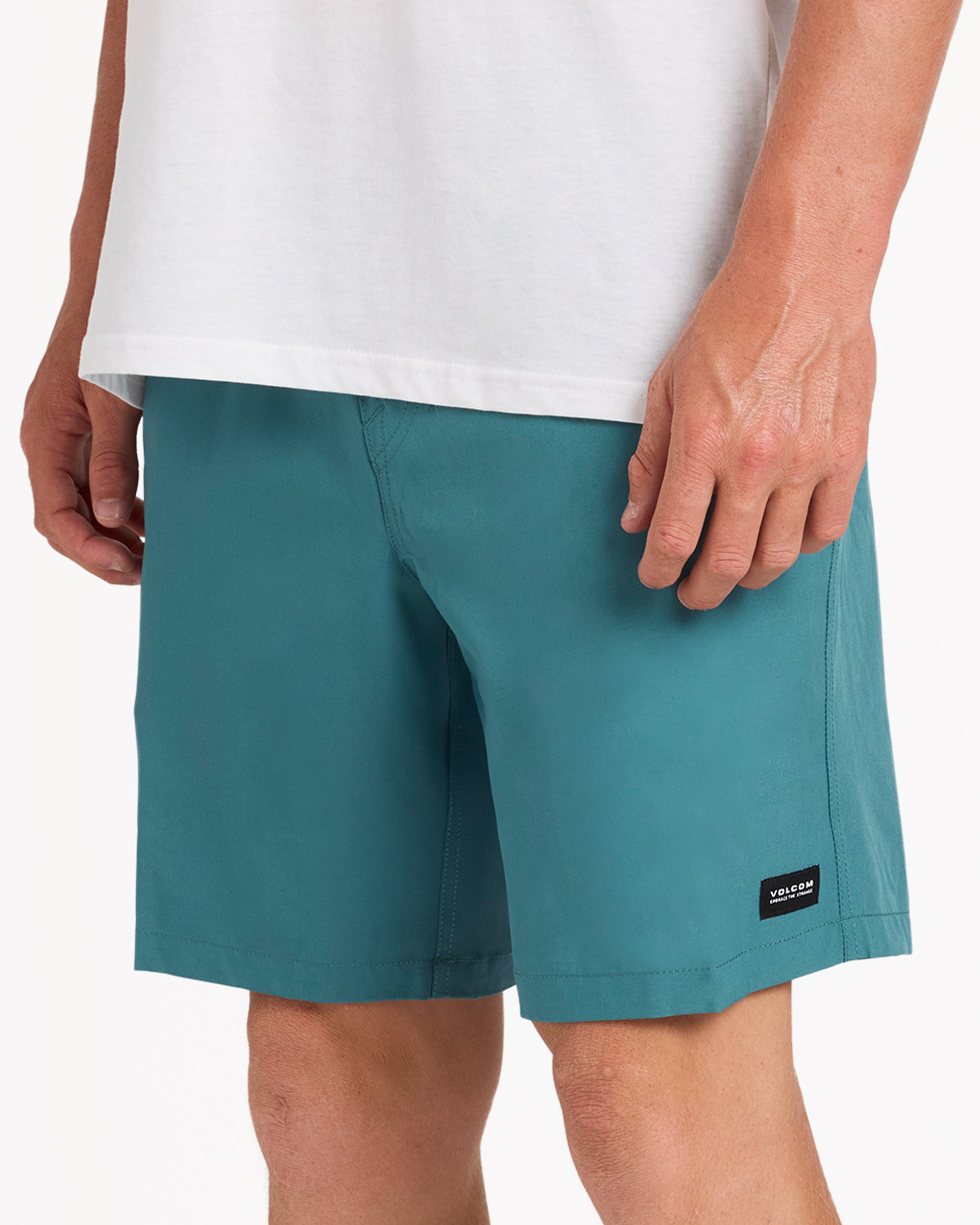 Mens Stones Hybrid Short 18"