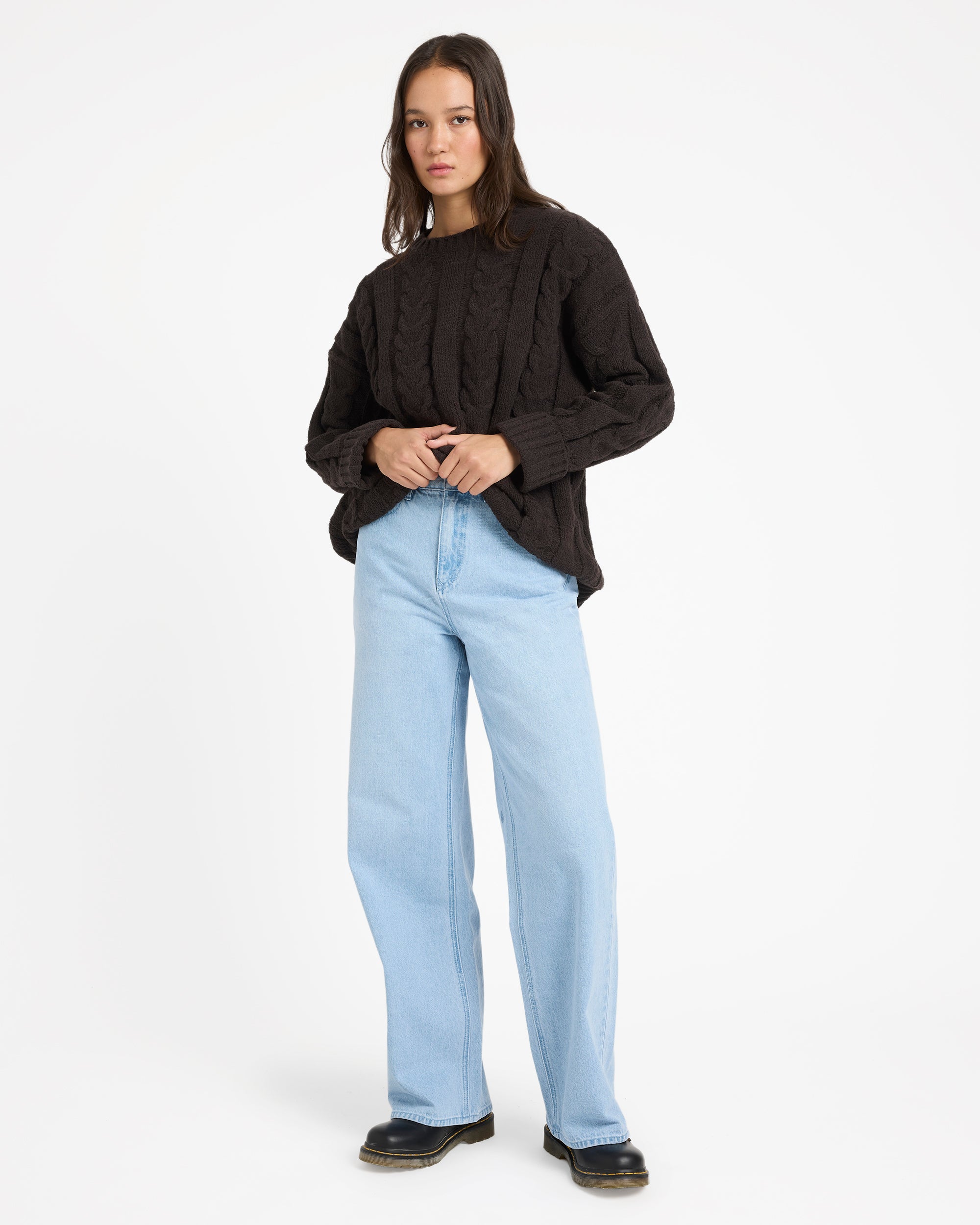 Womens Cable Cover Crew Neck