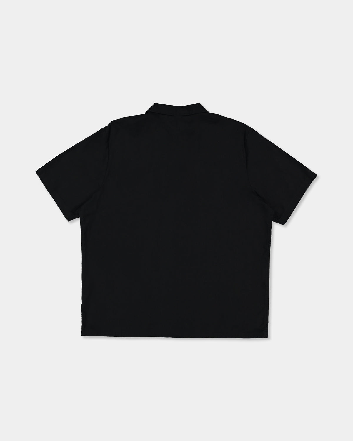ucmwt03001_volcom_blk_bck1_flat