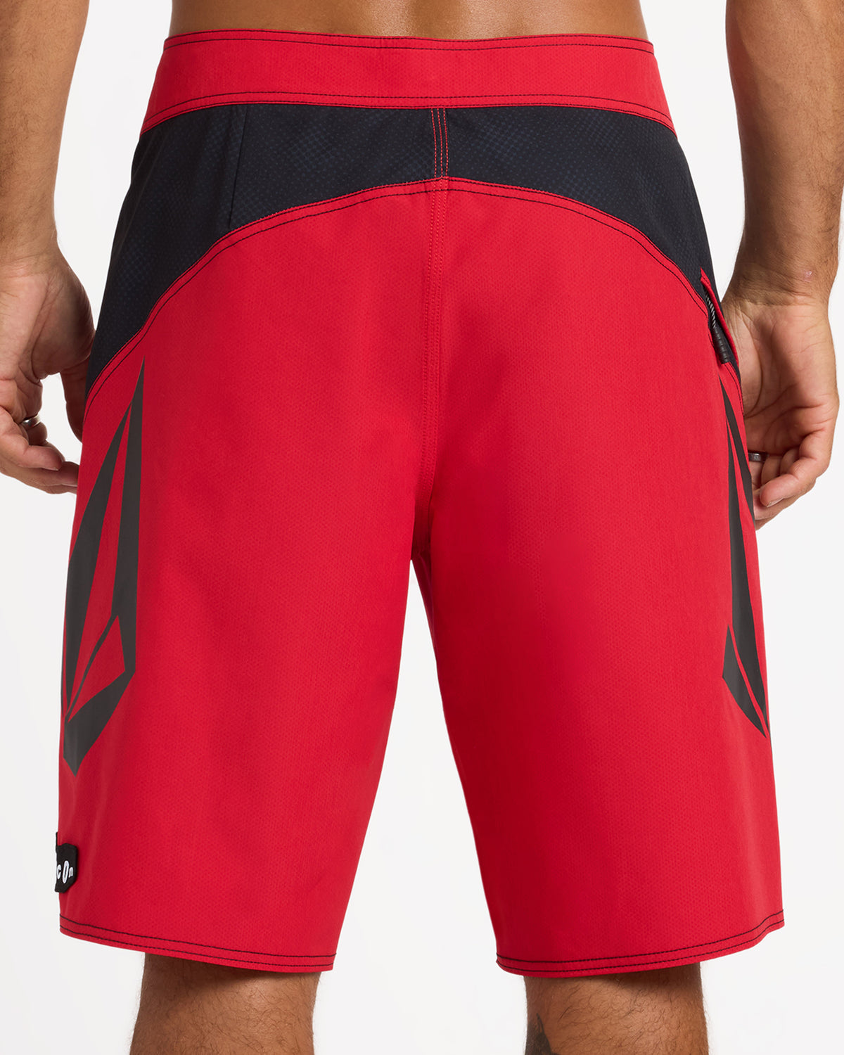 ucybs03000_volcom_rnr_bck6