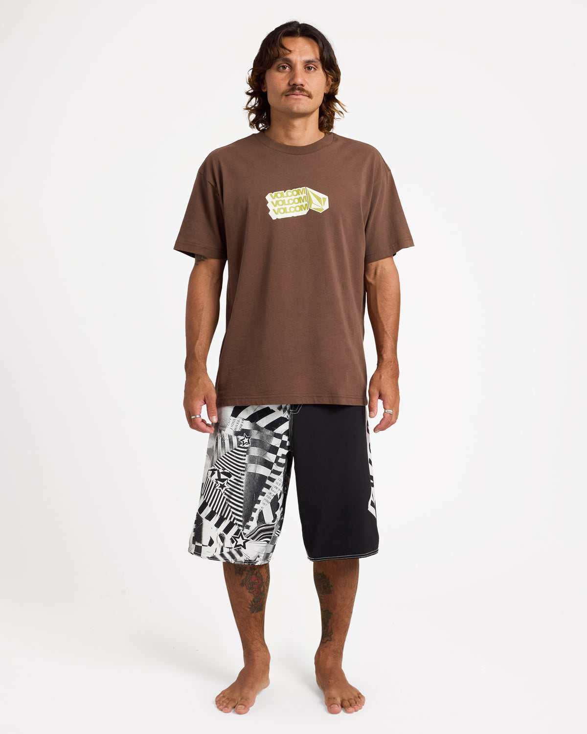 ucybs03012_volcom_blk_frt9