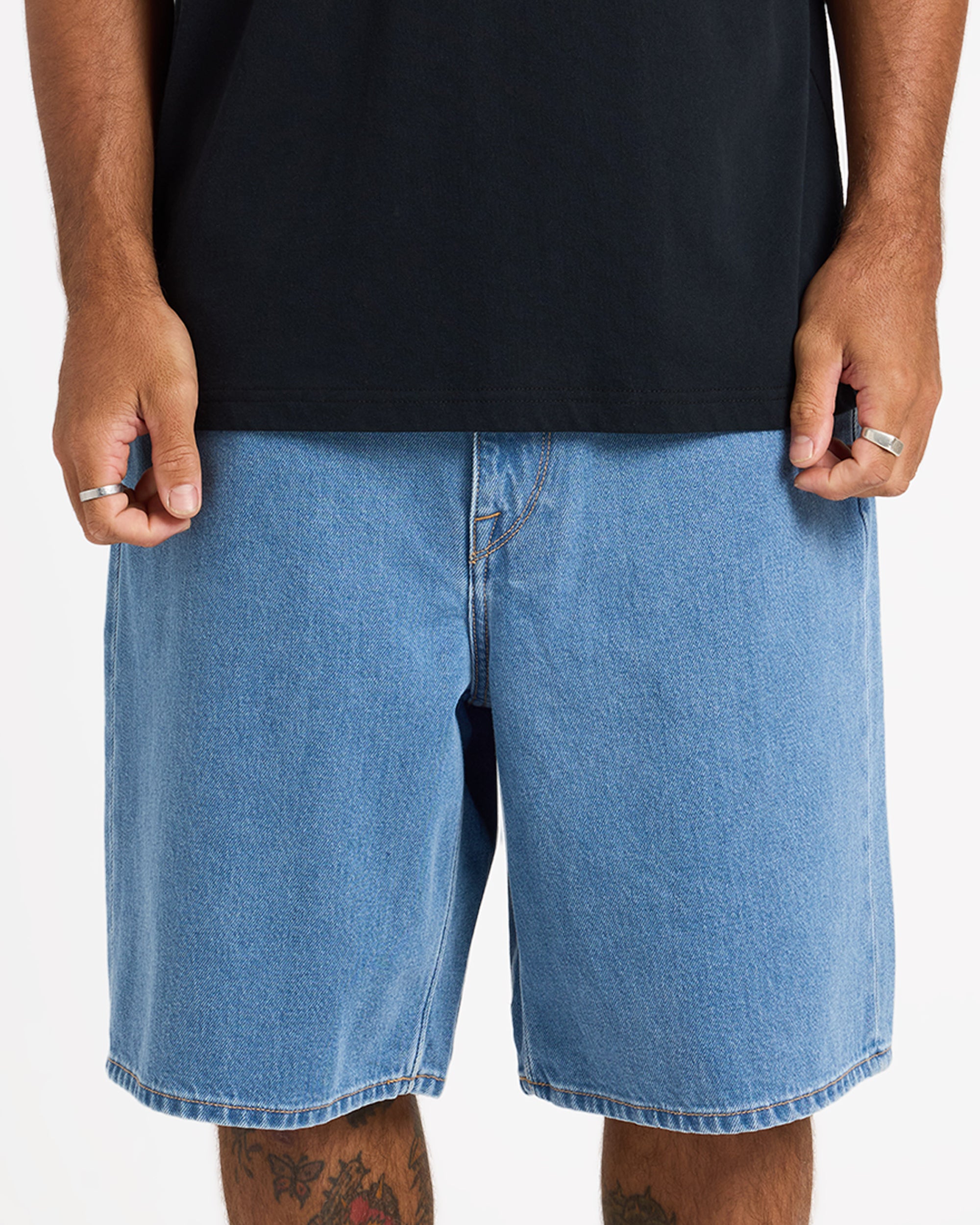 ucyds03000_volcom_cbu_frt6
