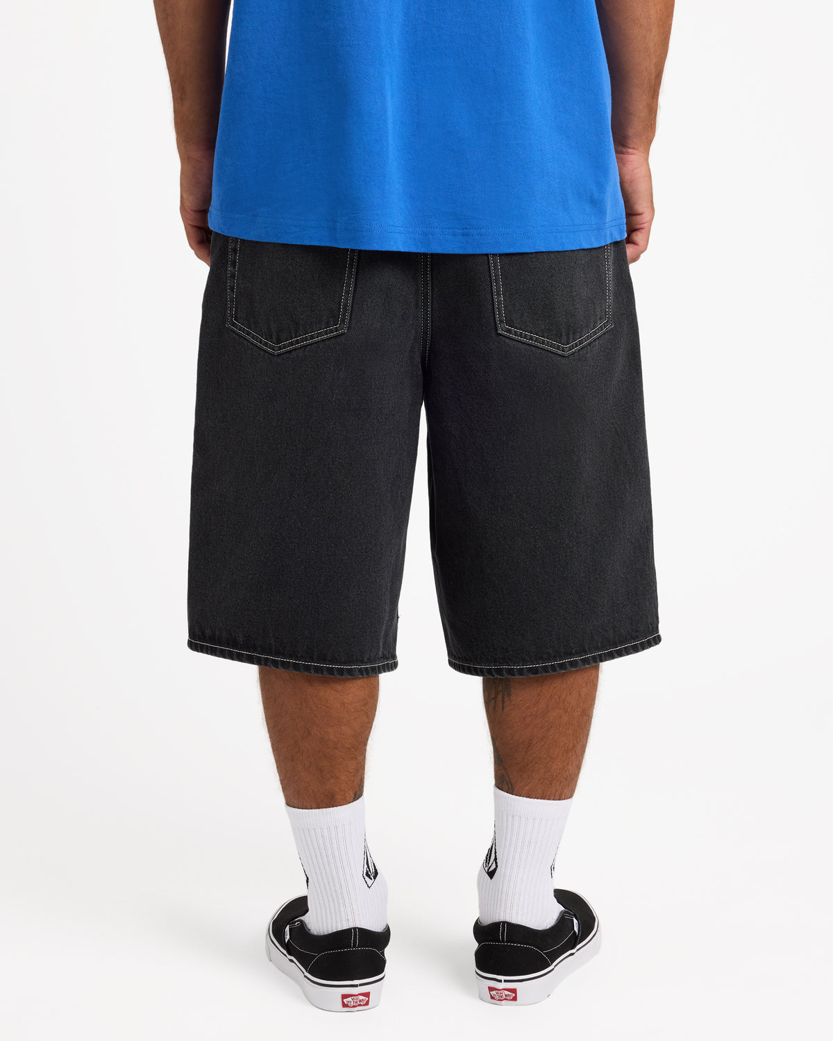 ucyds03004_volcom_asb_bck1