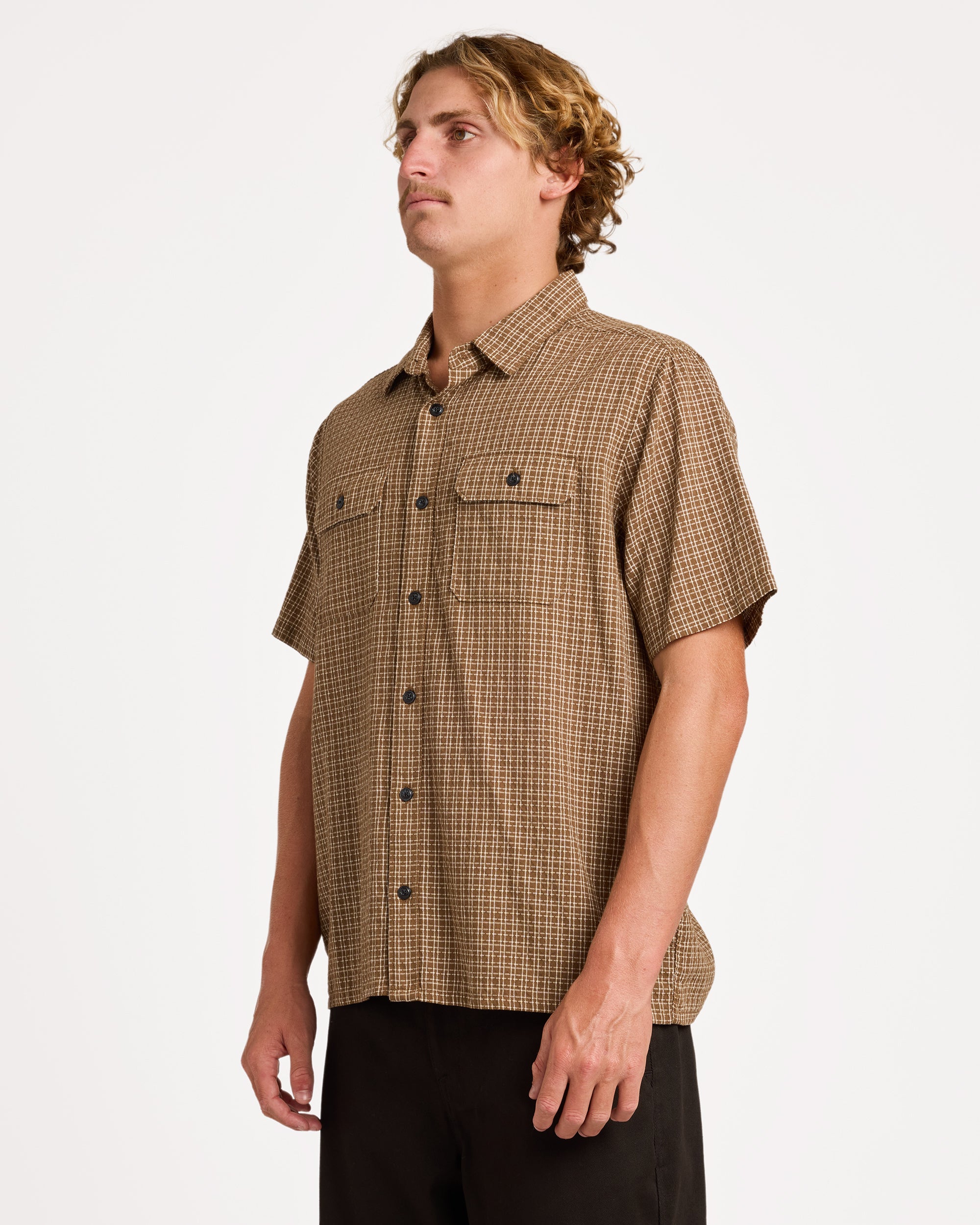 ucywt03005_volcom_eth_sd1