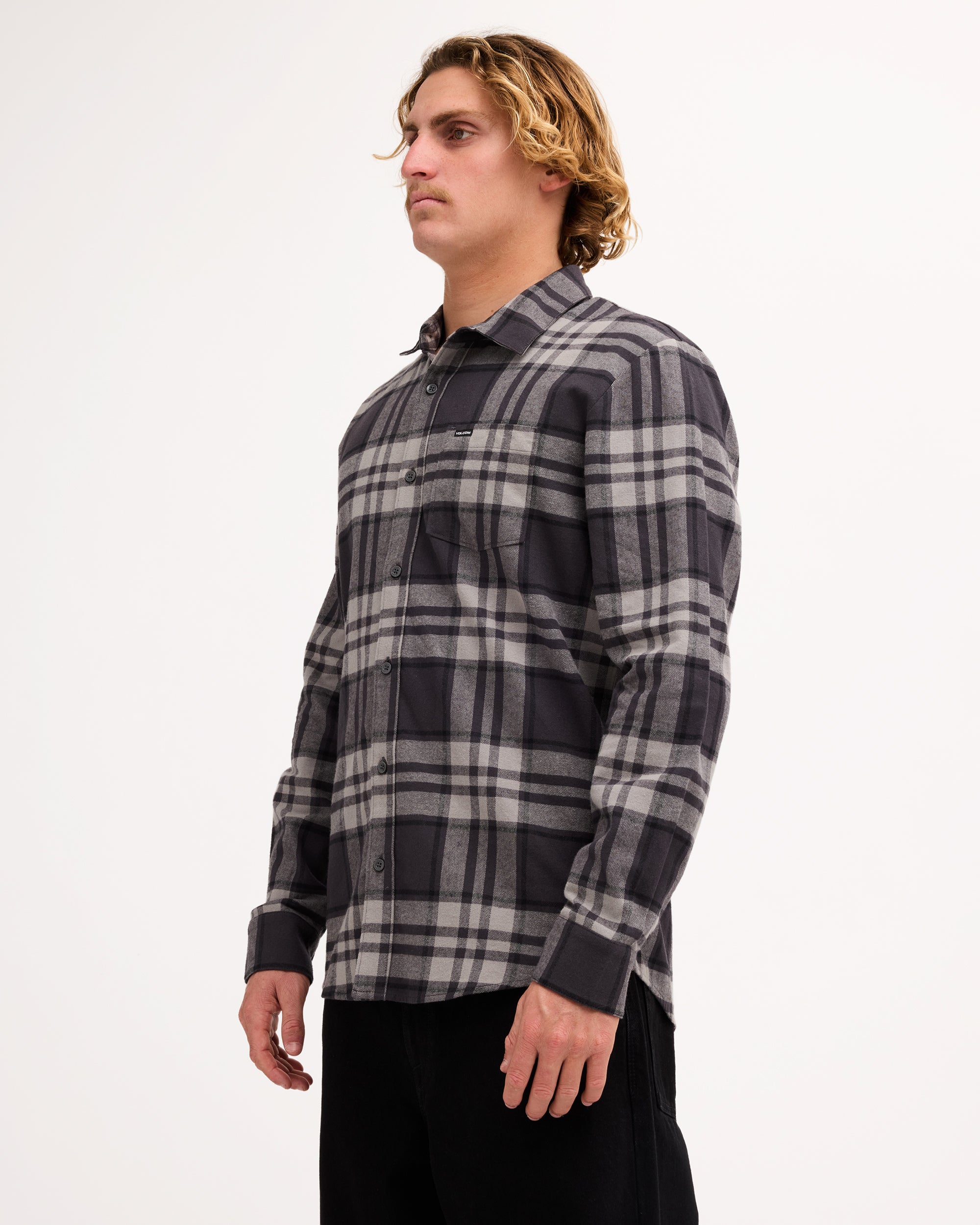 ucywt03008_volcom_asb_sd1