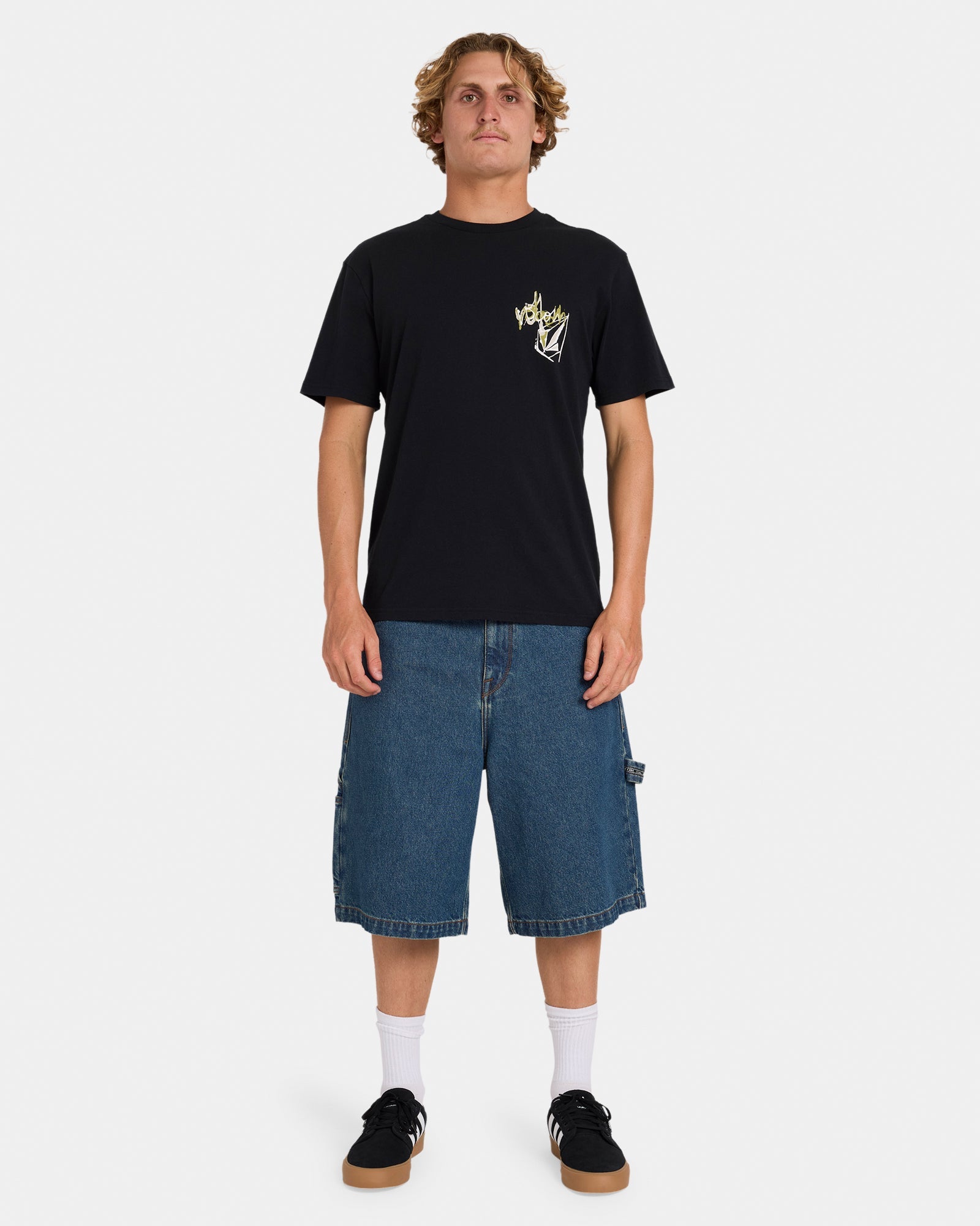 ucyzt03004_volcom_blk_frt9