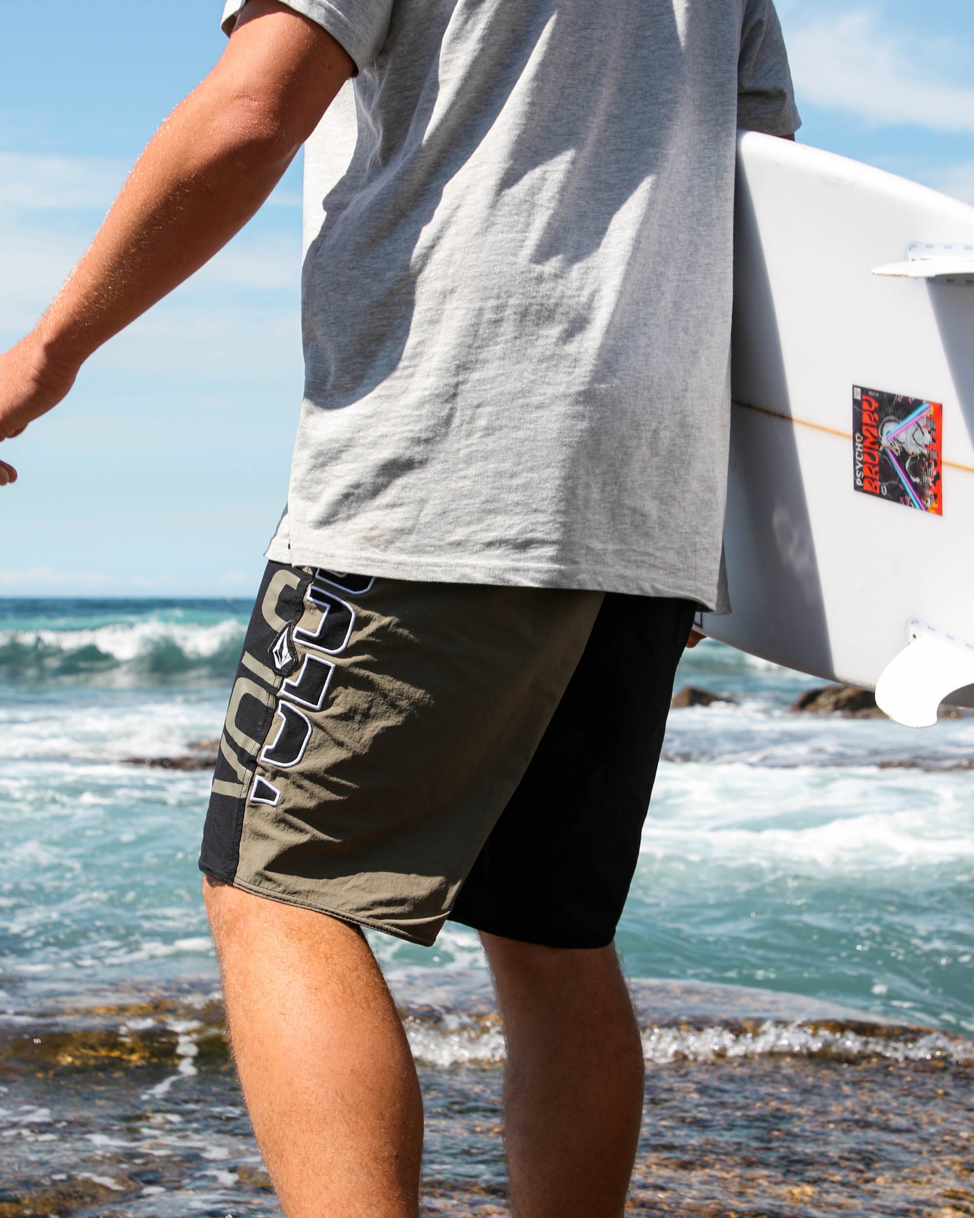 Surf Vitals Noa Deane 21" Boardshort