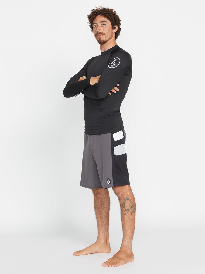 Surf Vitals Yago Dora 19" Boardshort - Black
