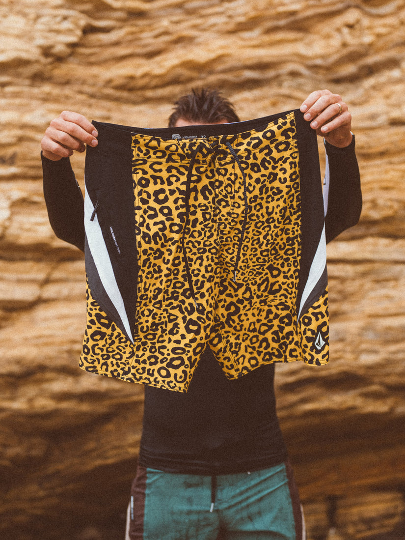Surf Vitals J Robinson Mod-Tech 20" Boardshorts - Lemon