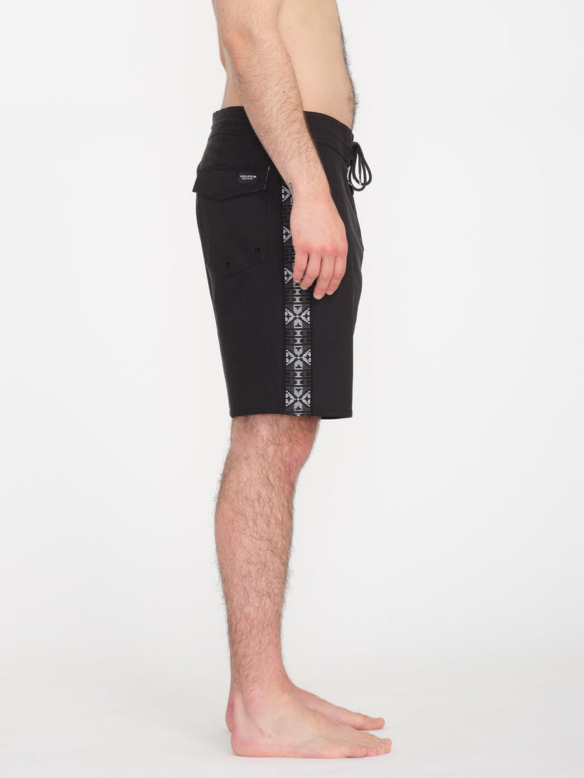 Volcom Entertainment Hockey Dad Stoney 19" Boardshorts - Black