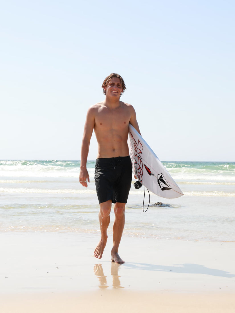 Lido Solid Mod-Tech 20" Boardshorts - Black