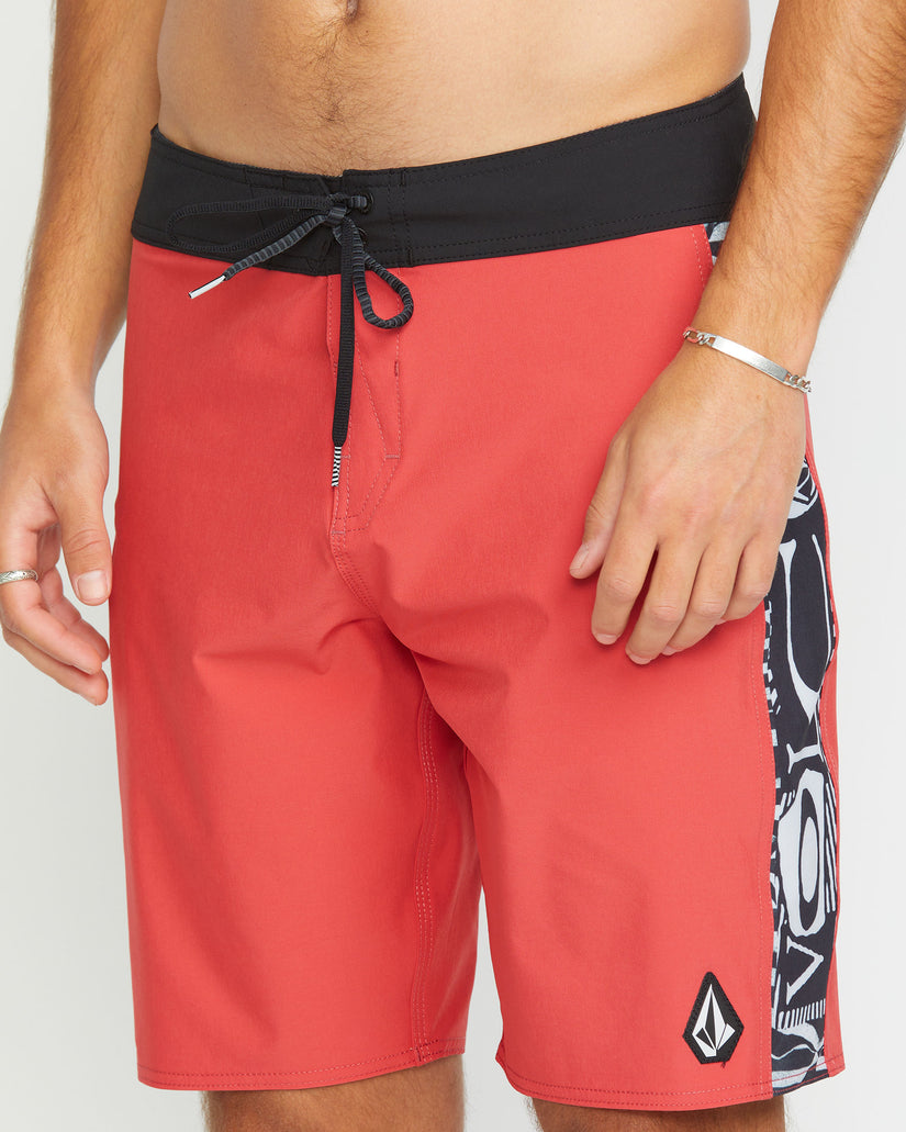 Mingle Mod 20" Boardshorts- Cranberry