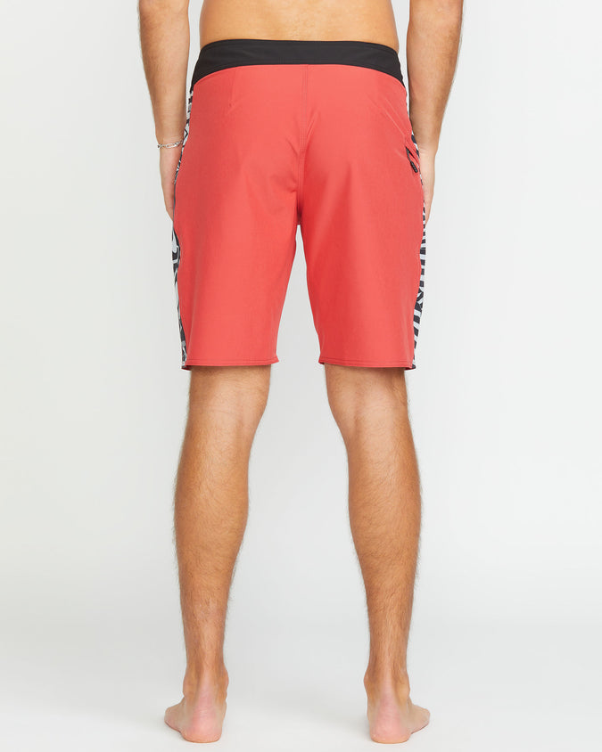 Mingle Mod 20" Boardshorts- Cranberry