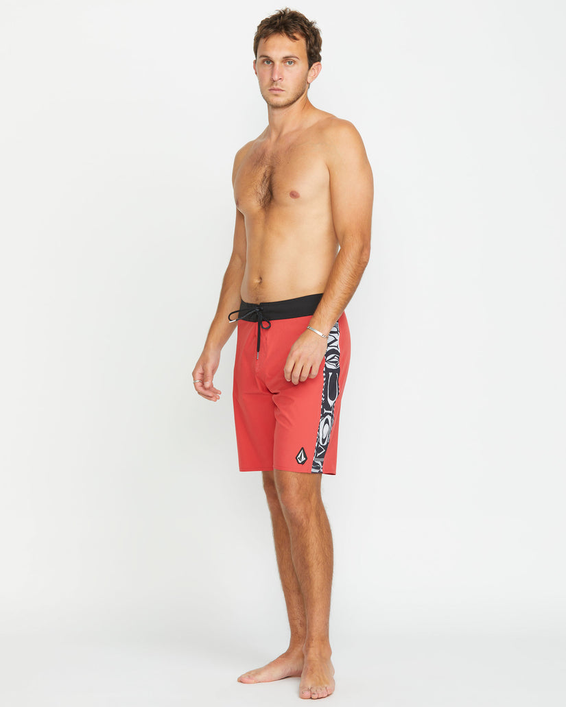 Mingle Mod 20" Boardshorts- Cranberry