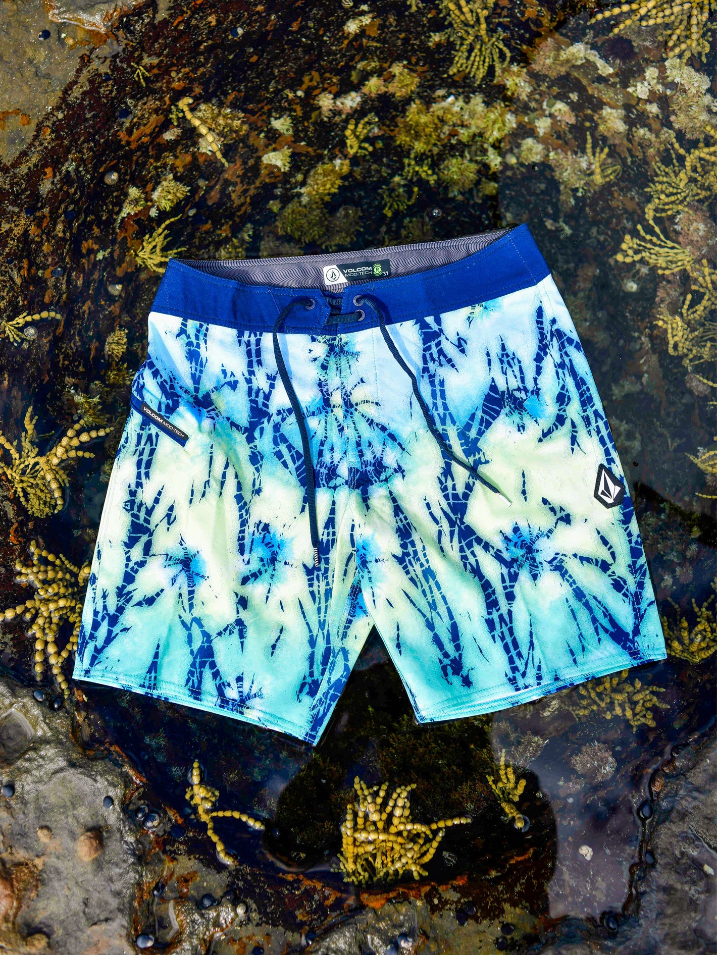 Mod Batik 19" Boardshort