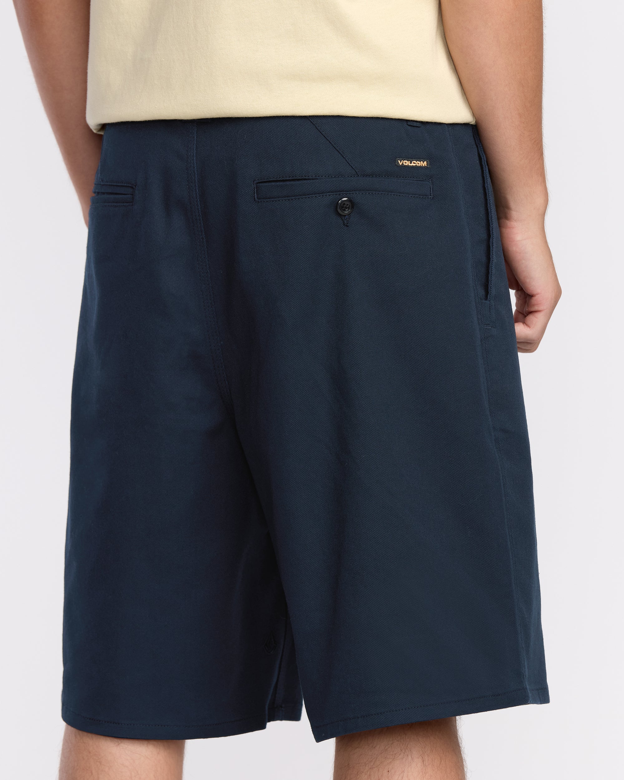 Billow Short 22"
