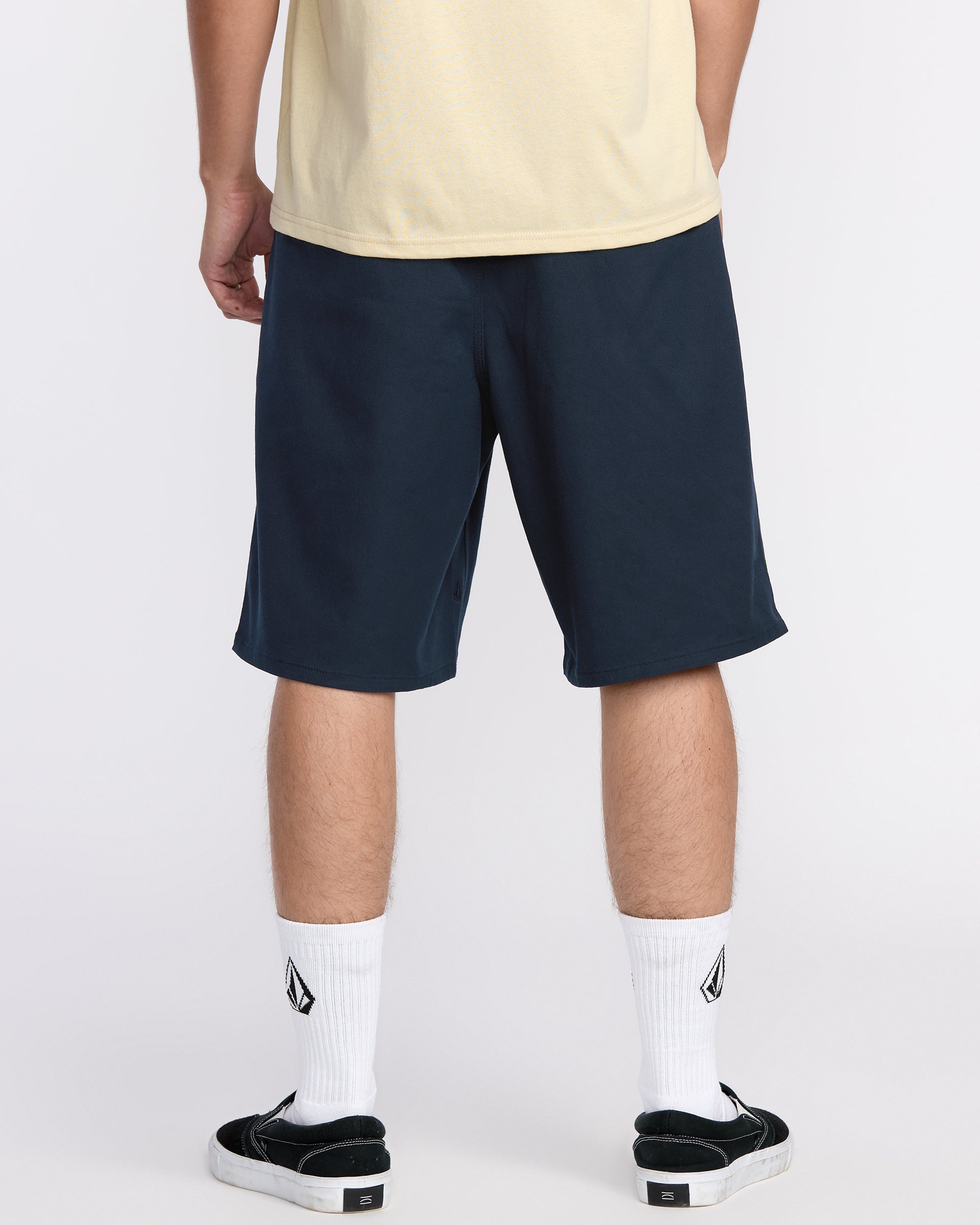 Billow Short 22"