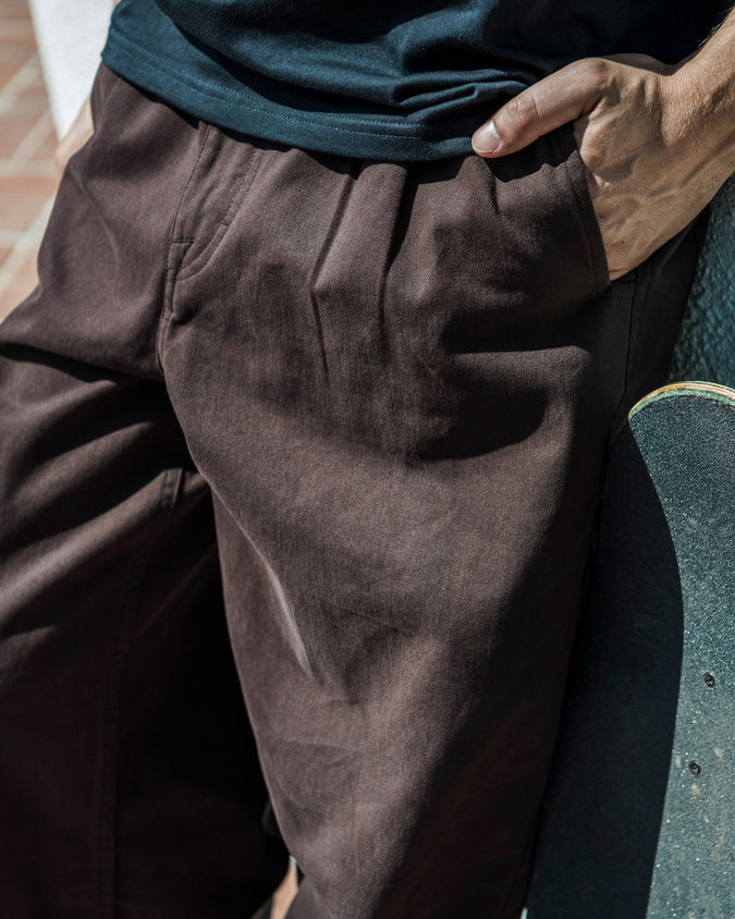 Chillow Pleat Elastic Waist Pant - Cacao
