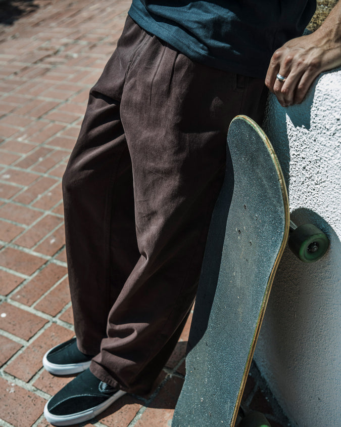 Chillow Pleat Elastic Waist Pant - Cacao