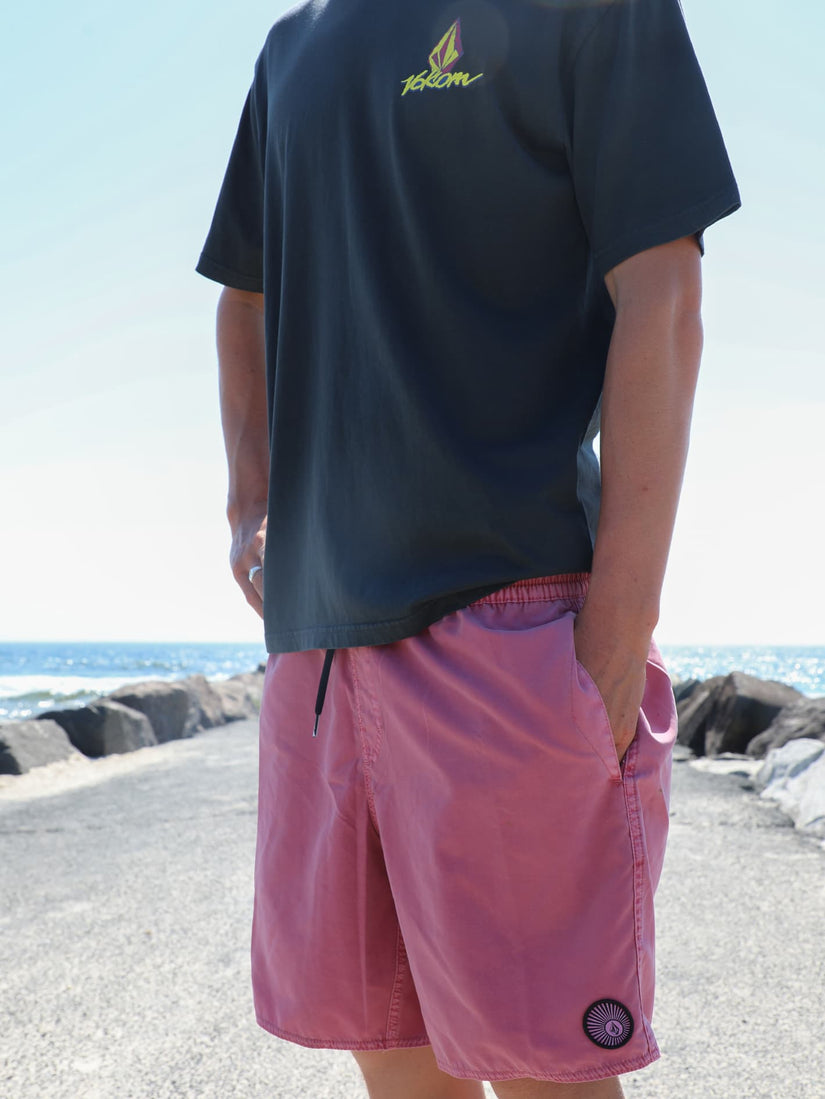 Center Trunks 17" - Dead Rose