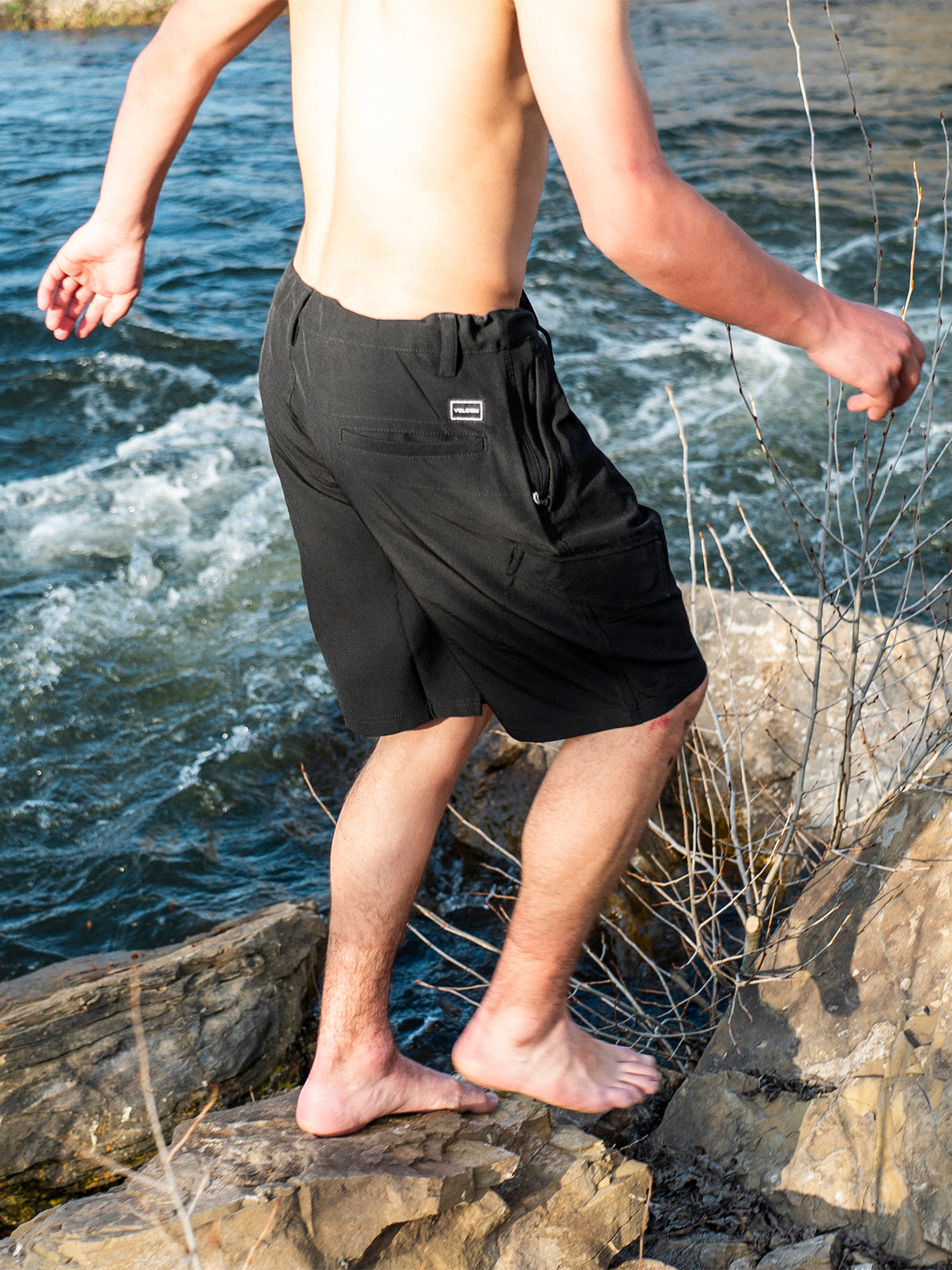 Country Days Hybrid Shorts 20" Black