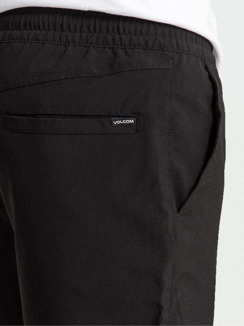 Au Cross Shred Elastic Waist 18" Short - Black