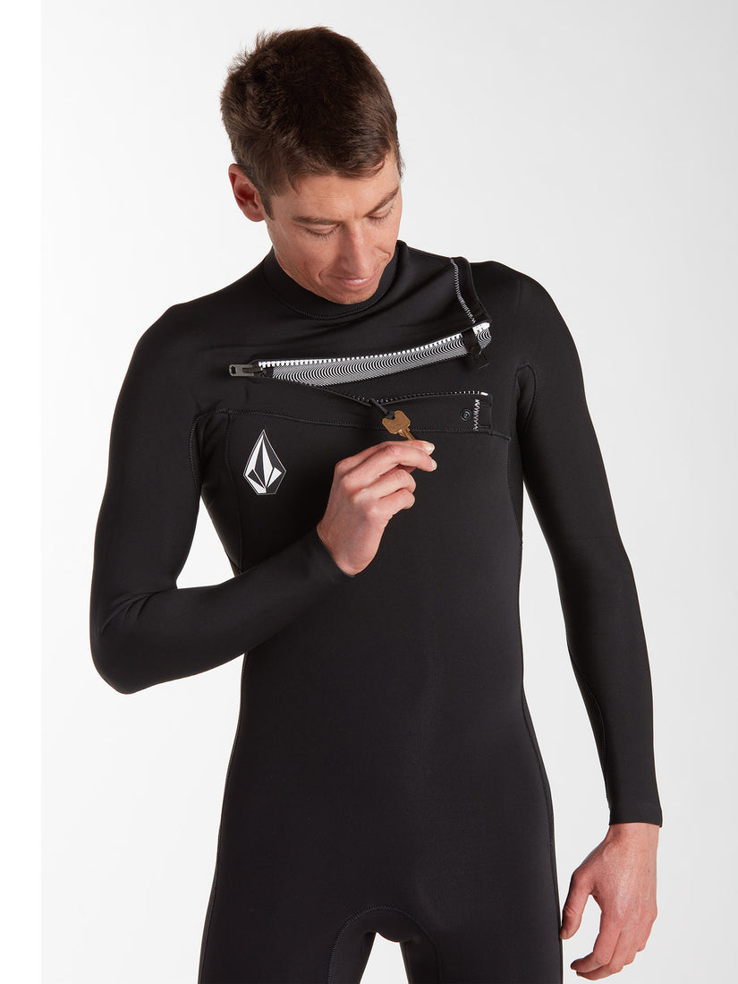 Modulator 2/2mm Long Arm Chest Zip Wetsuit - Black