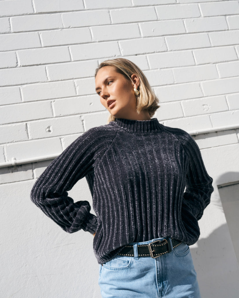 She Savage Jumper - Dark Grey