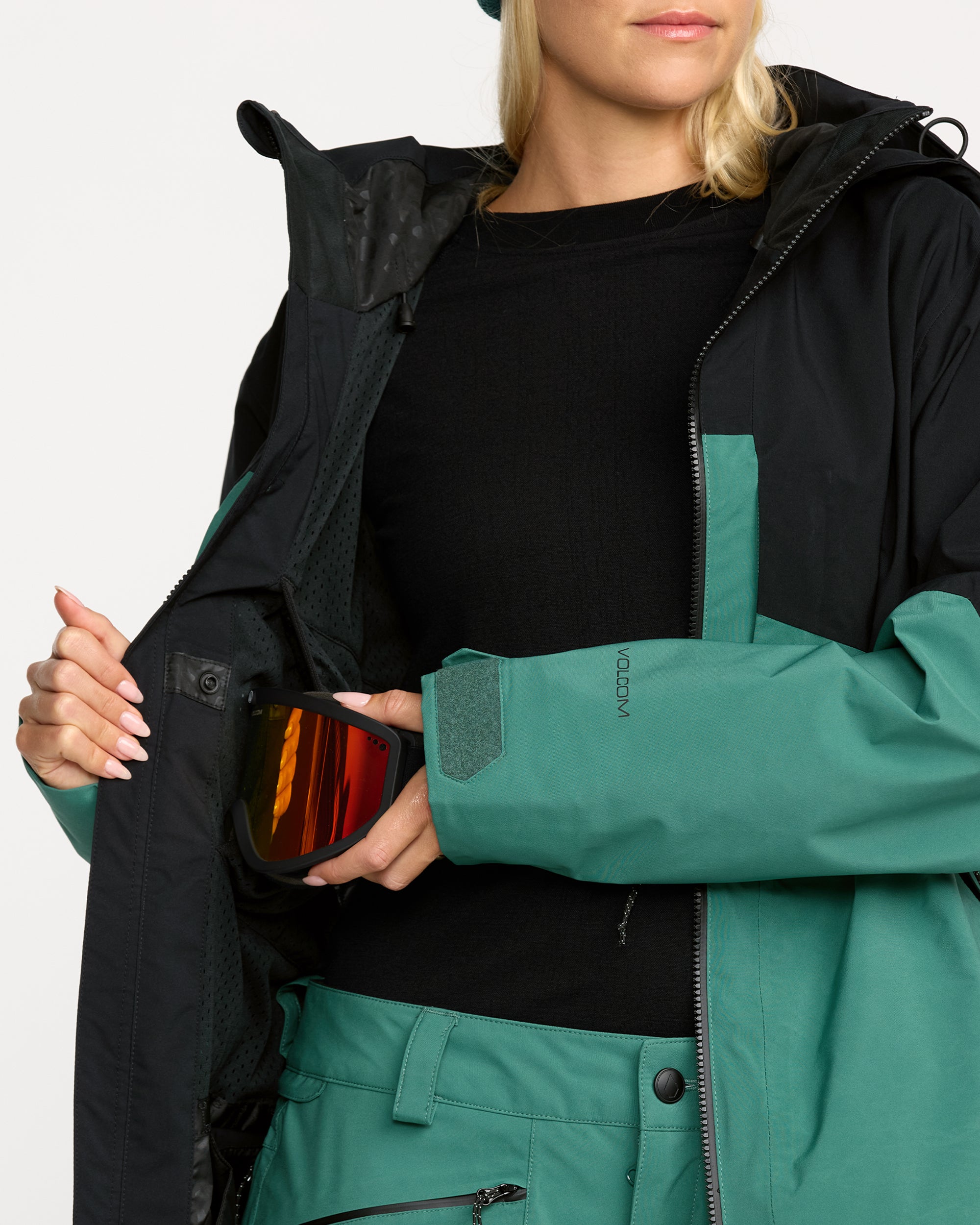 Womens At Stretch Gore-Tex Jacket – Volcom