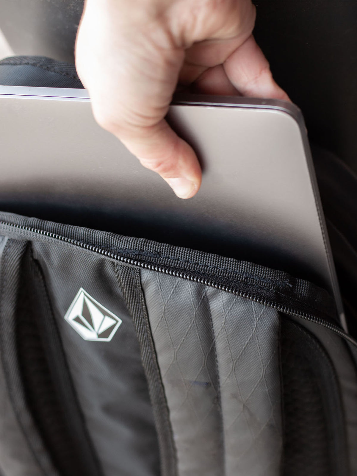 Mens Venture Backpack – Volcom