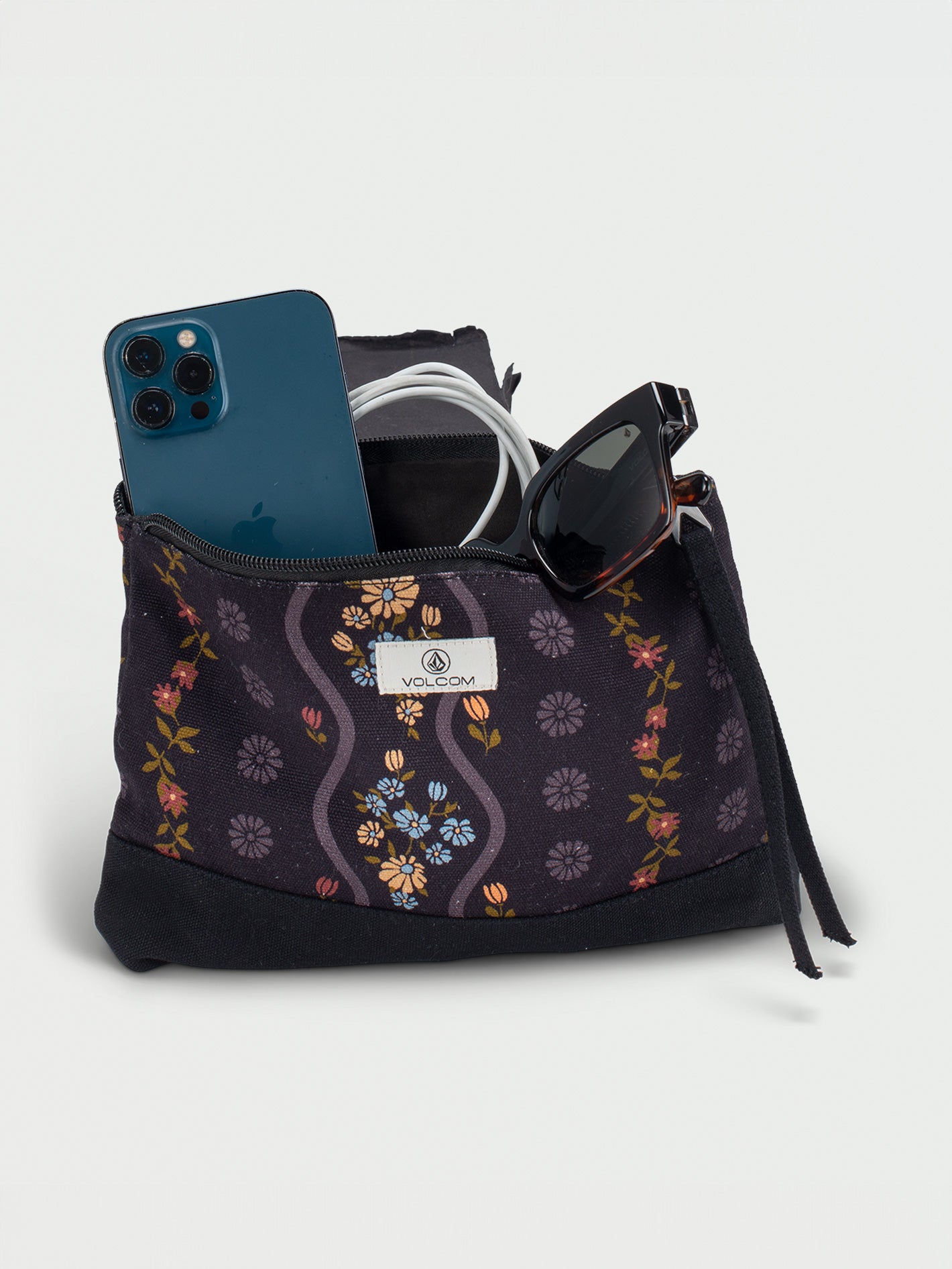Schoolyard Canvas Pouch