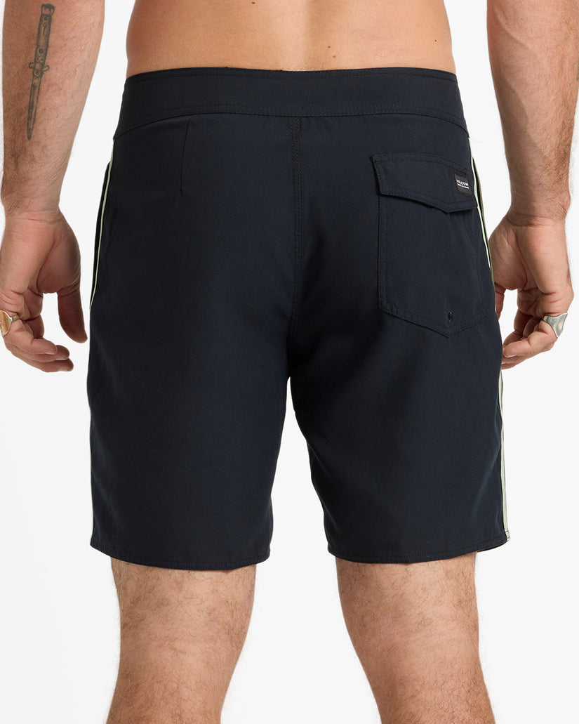 Lawton 18" Boardshorts - Black