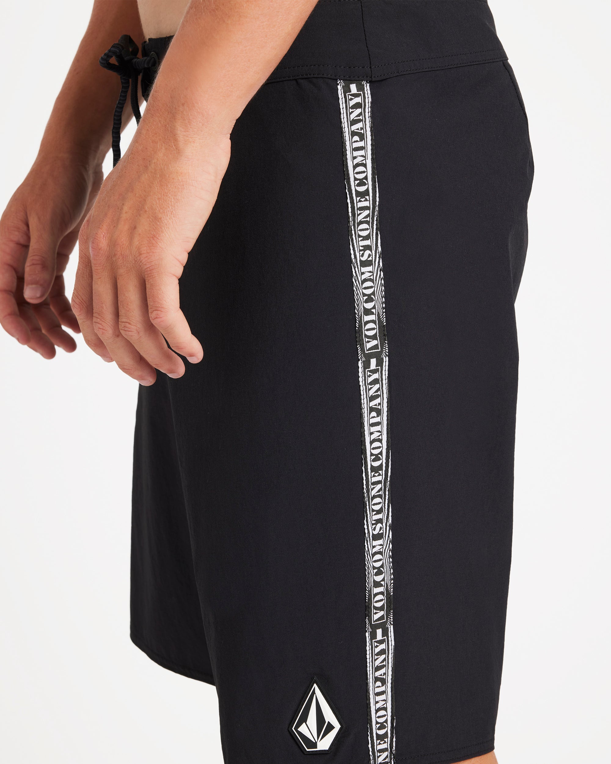 Command Liberator 20" Boardshort