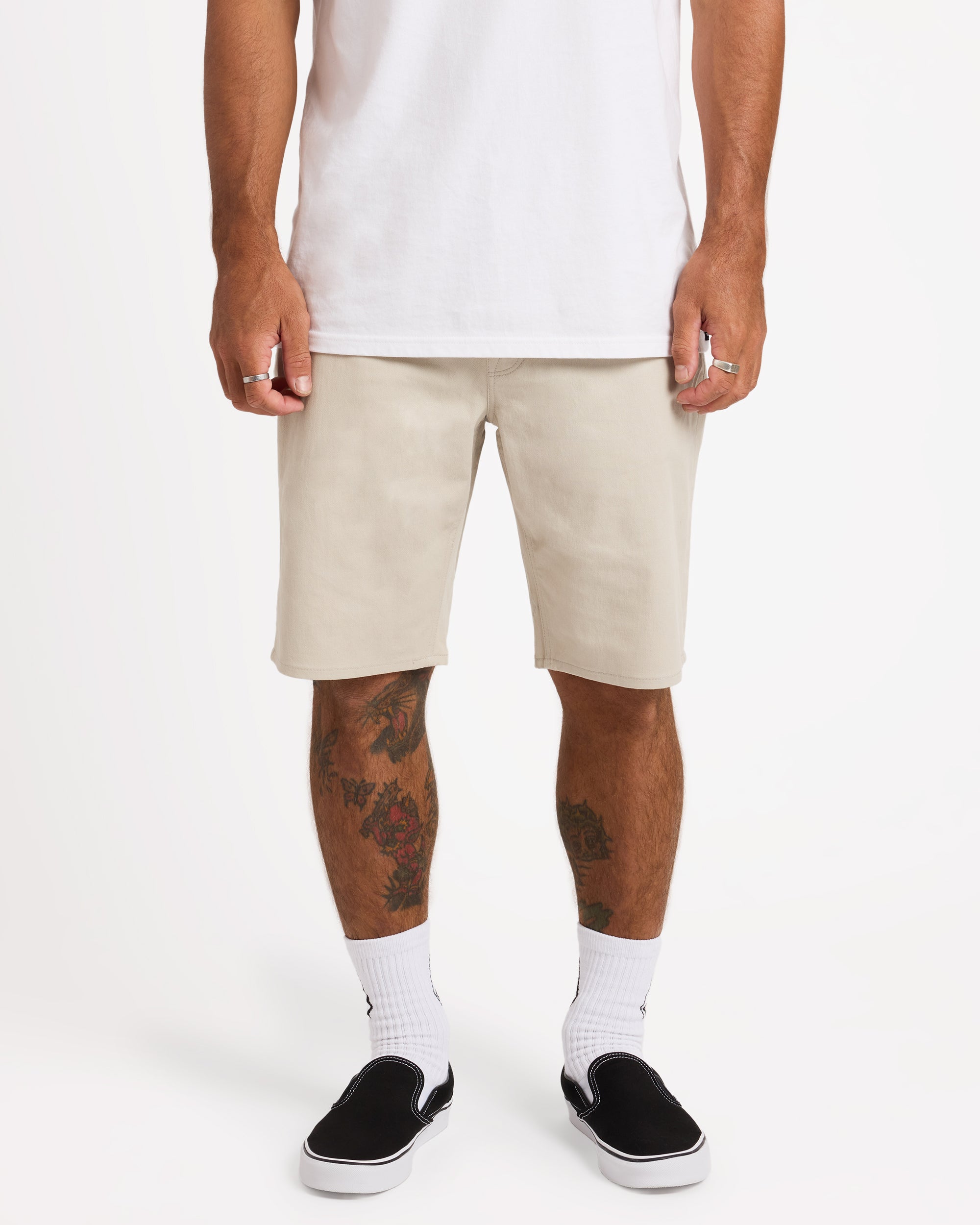 a0932401_volcom_stn_frt1