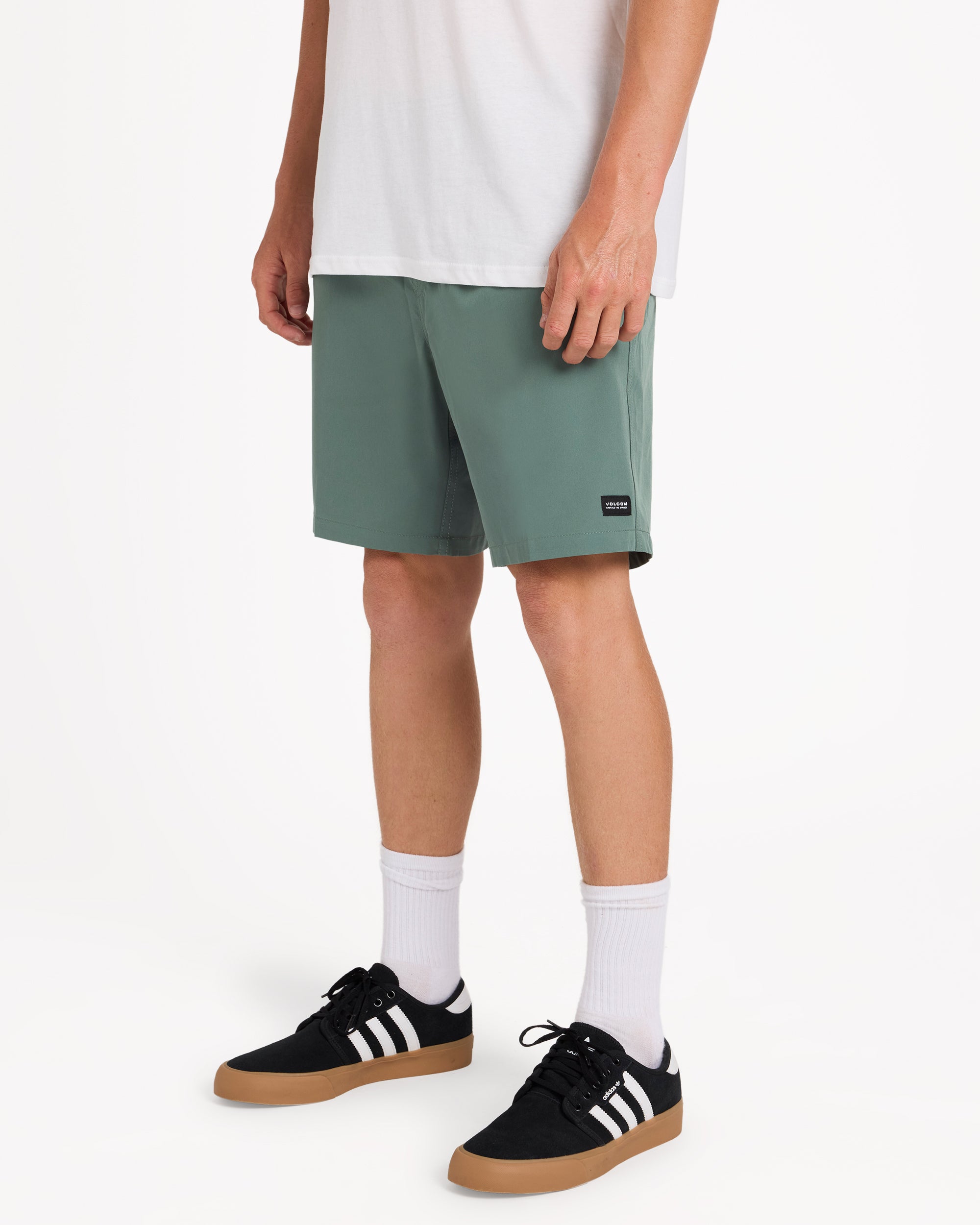 Stones Hybrid Elastic Waist Short 18"