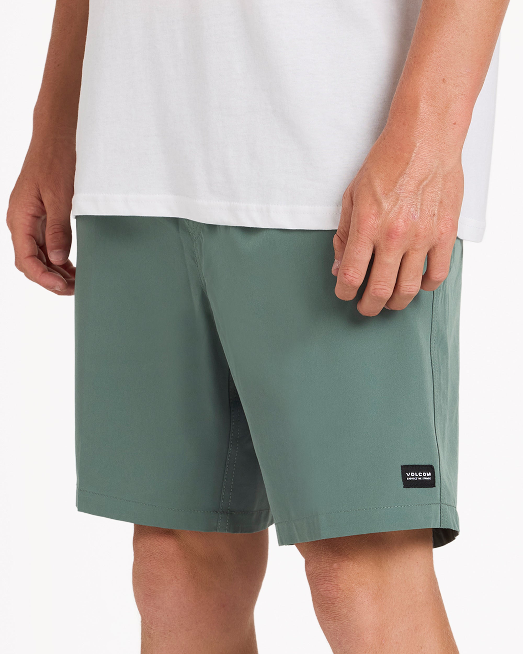 Stones Hybrid Elastic Waist Short 18"