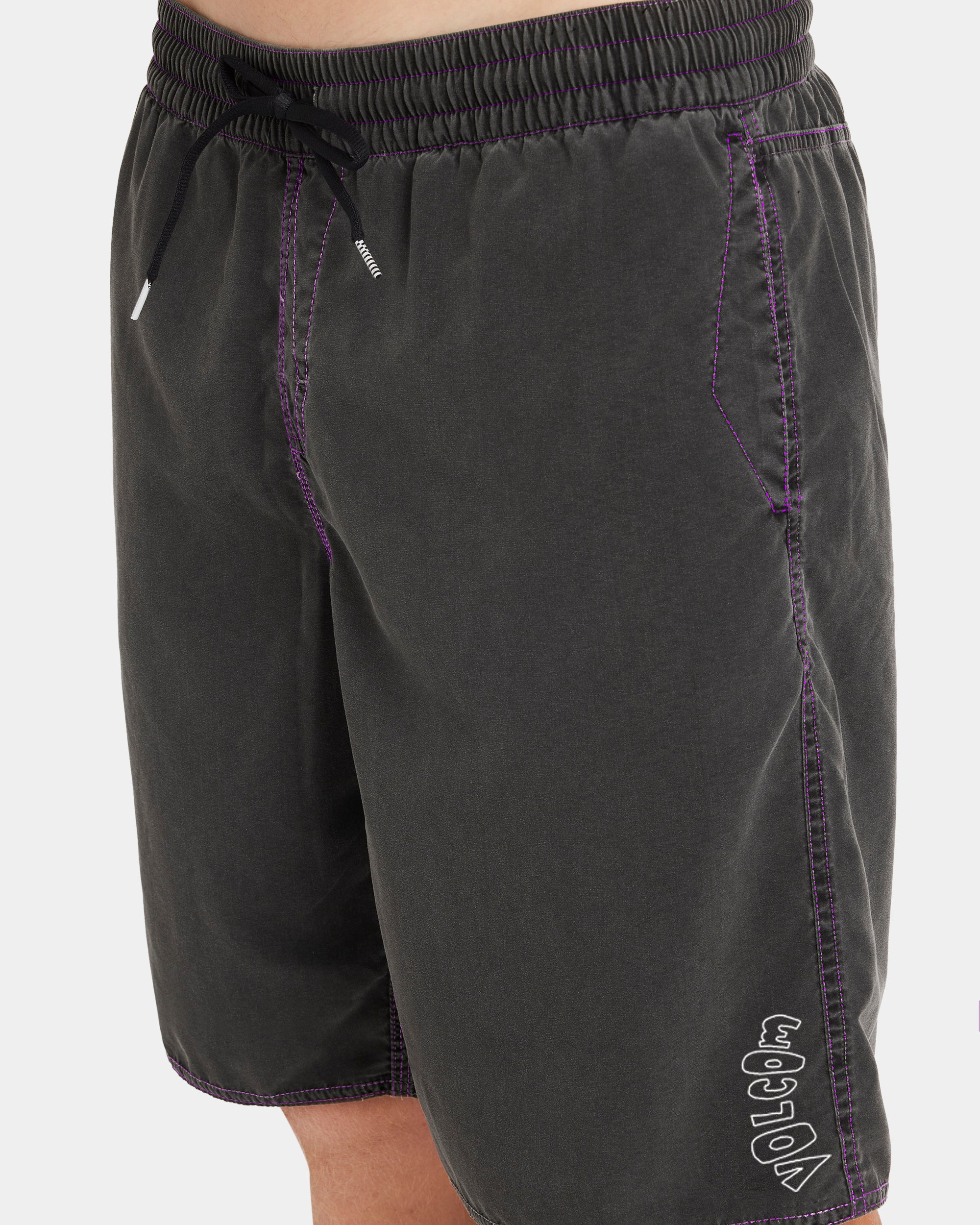 Off Ozzy Trunk 21"