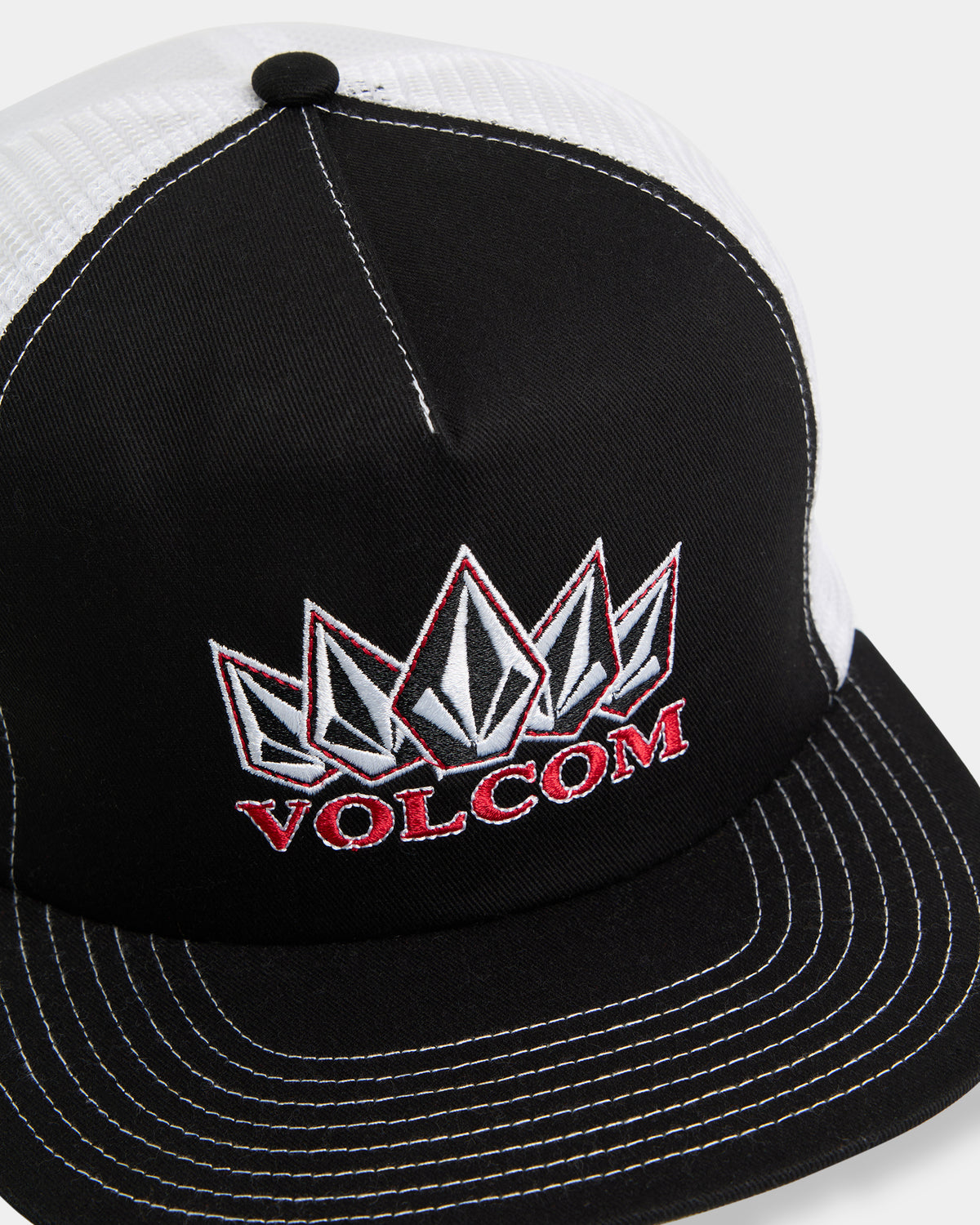ucbha03001_volcom_blk_dtl1