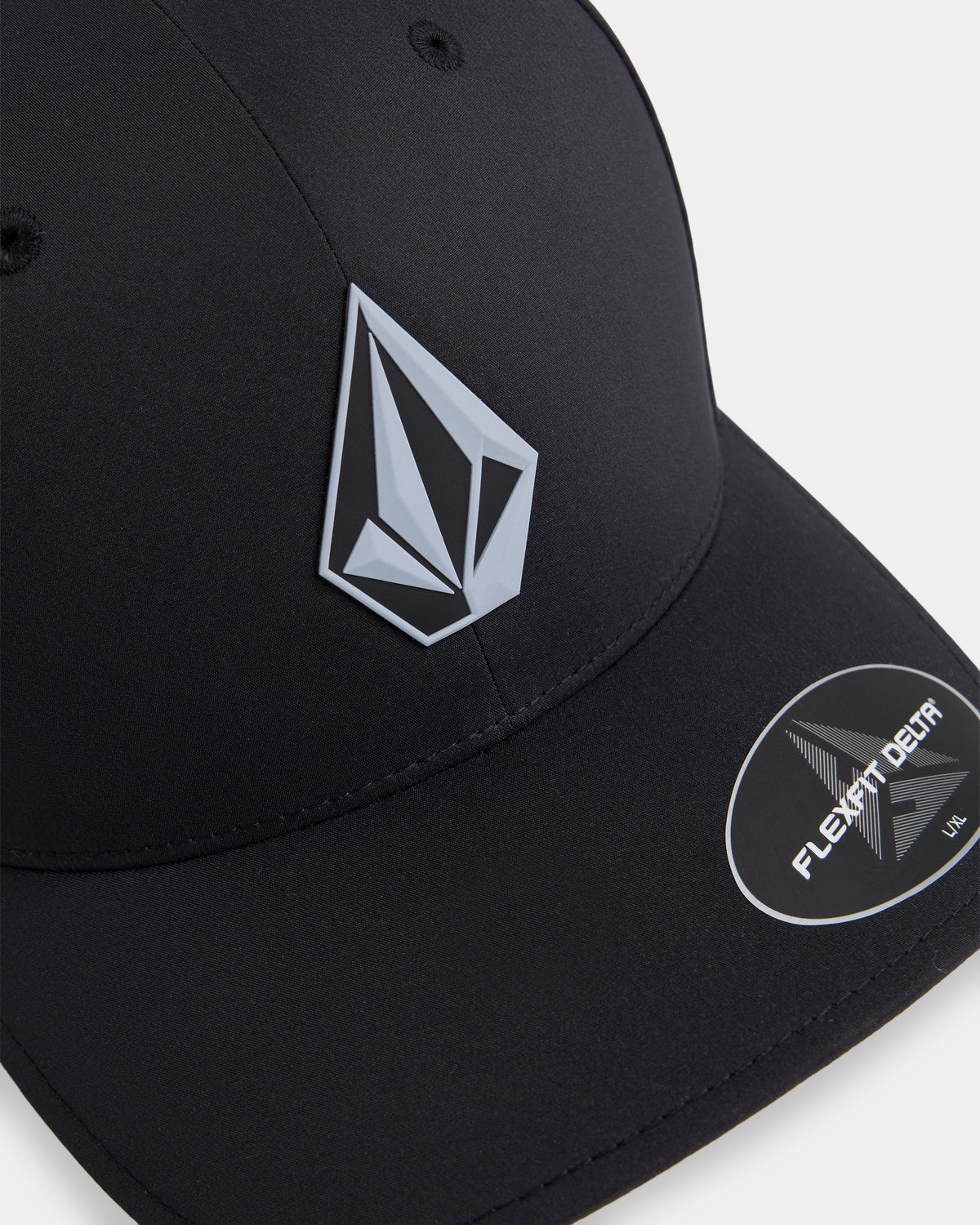 ucmha03000_volcom_blk_dtl1