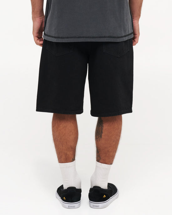 ucyds03000_volcom_blk_bck1