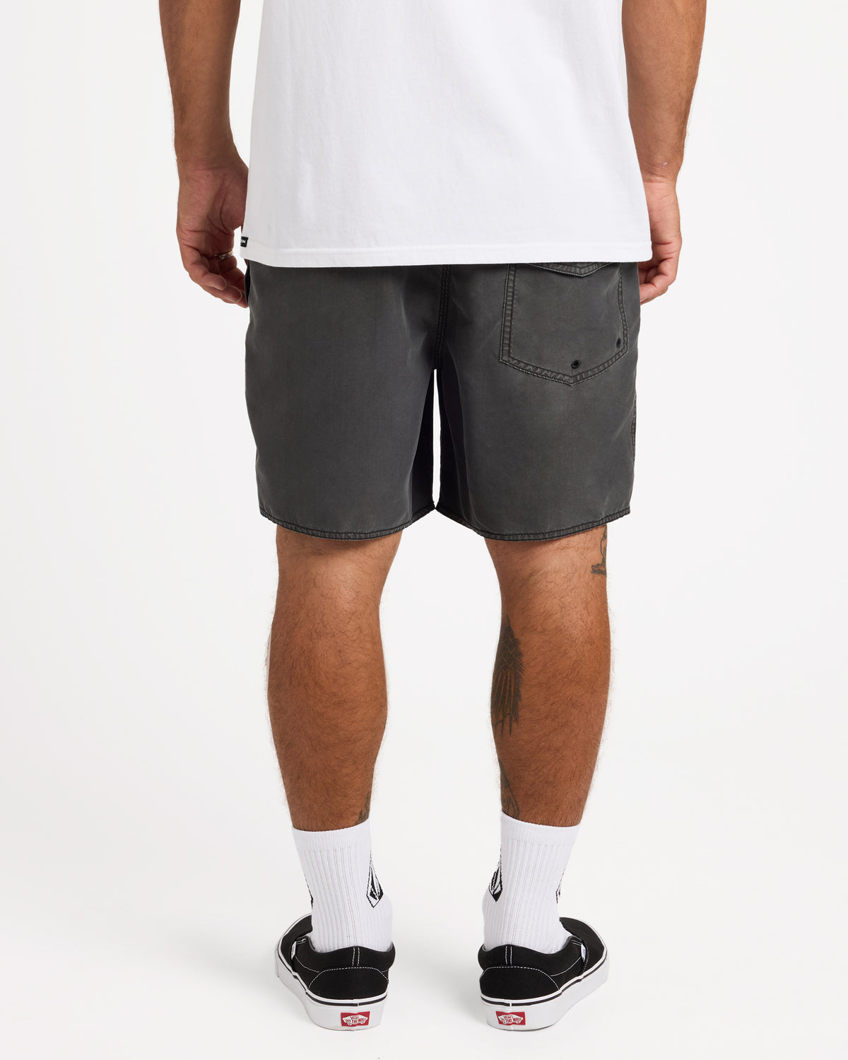Mens Center 17" Volley Shorts