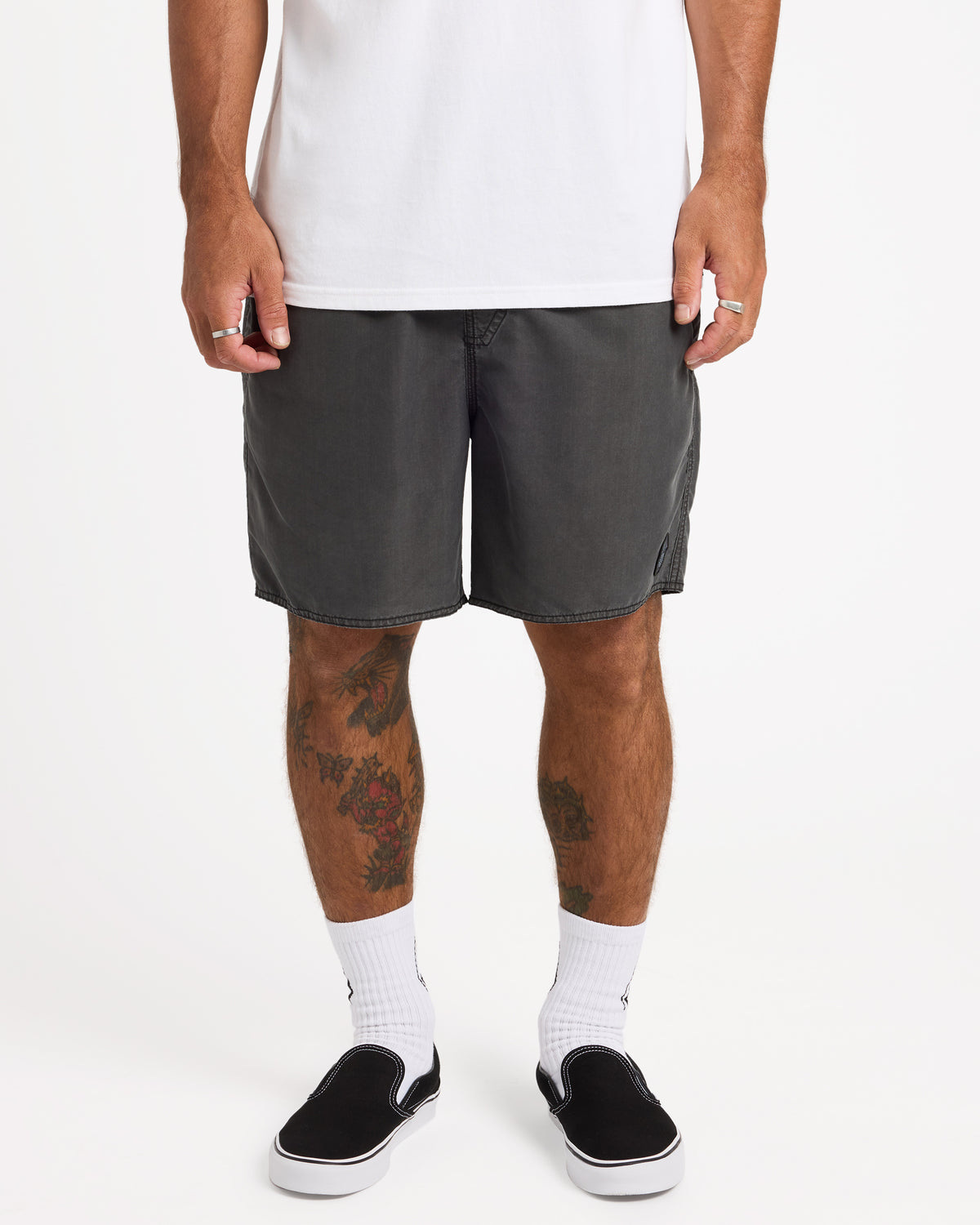 Mens Center 17" Volley Shorts