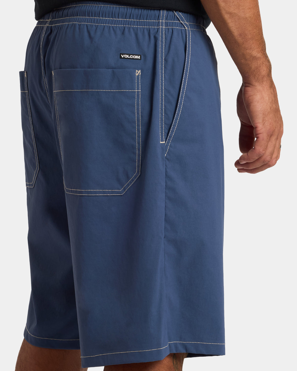 ucyws03003_volcom_lny_dtl1