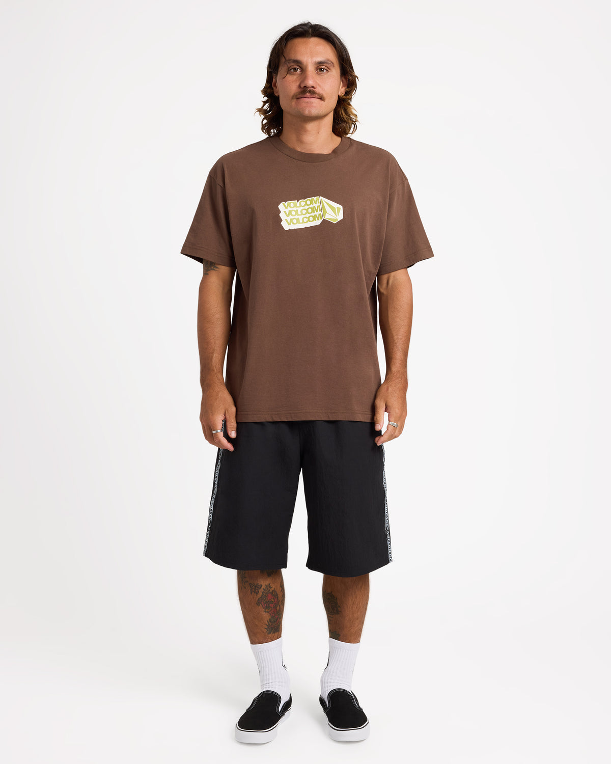 ucyws03012_volcom_blk_frt9