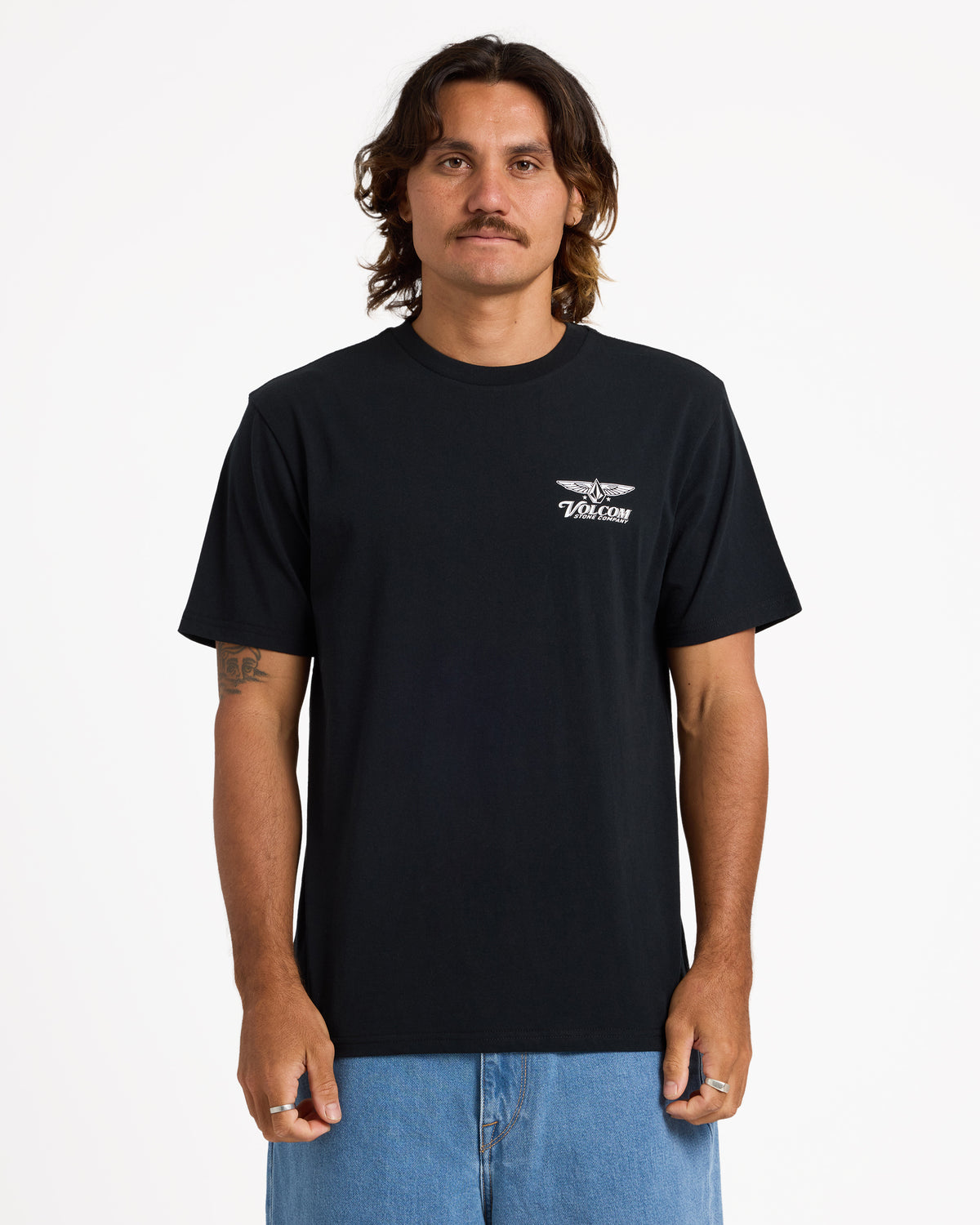 ucyzt03024_volcom_blk_frt1