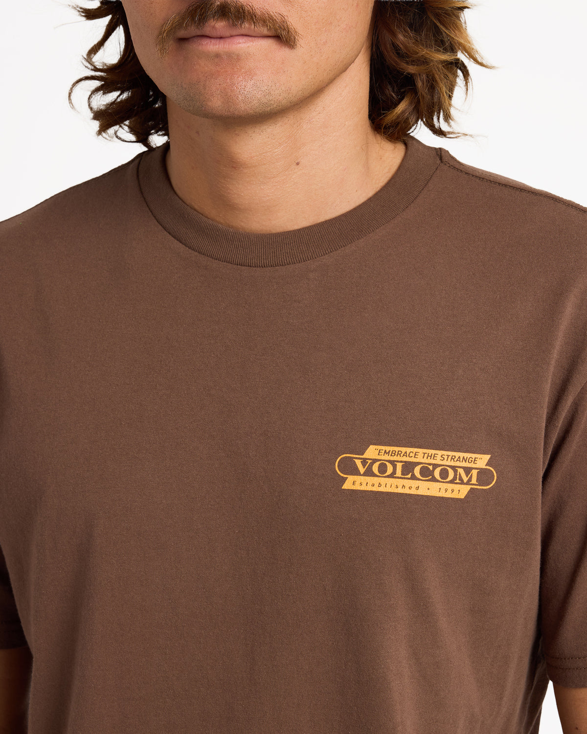 ucyzt03034_volcom_brs_dtl1